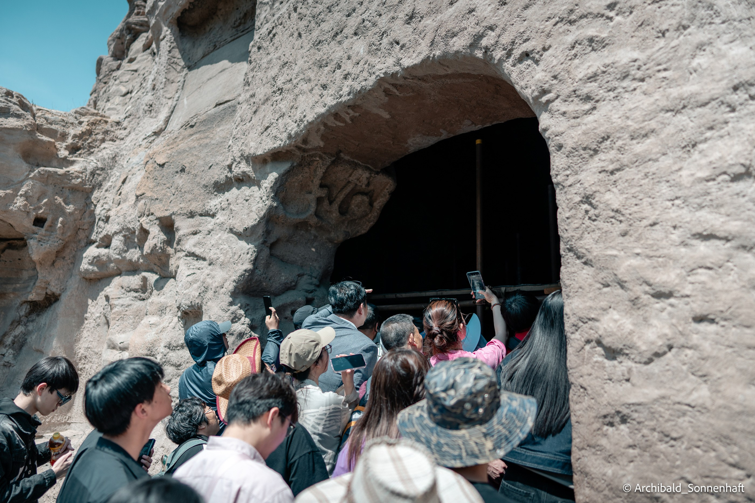 Datong. Photographer in Guangzhou, China. Archibald Sonnenhaft