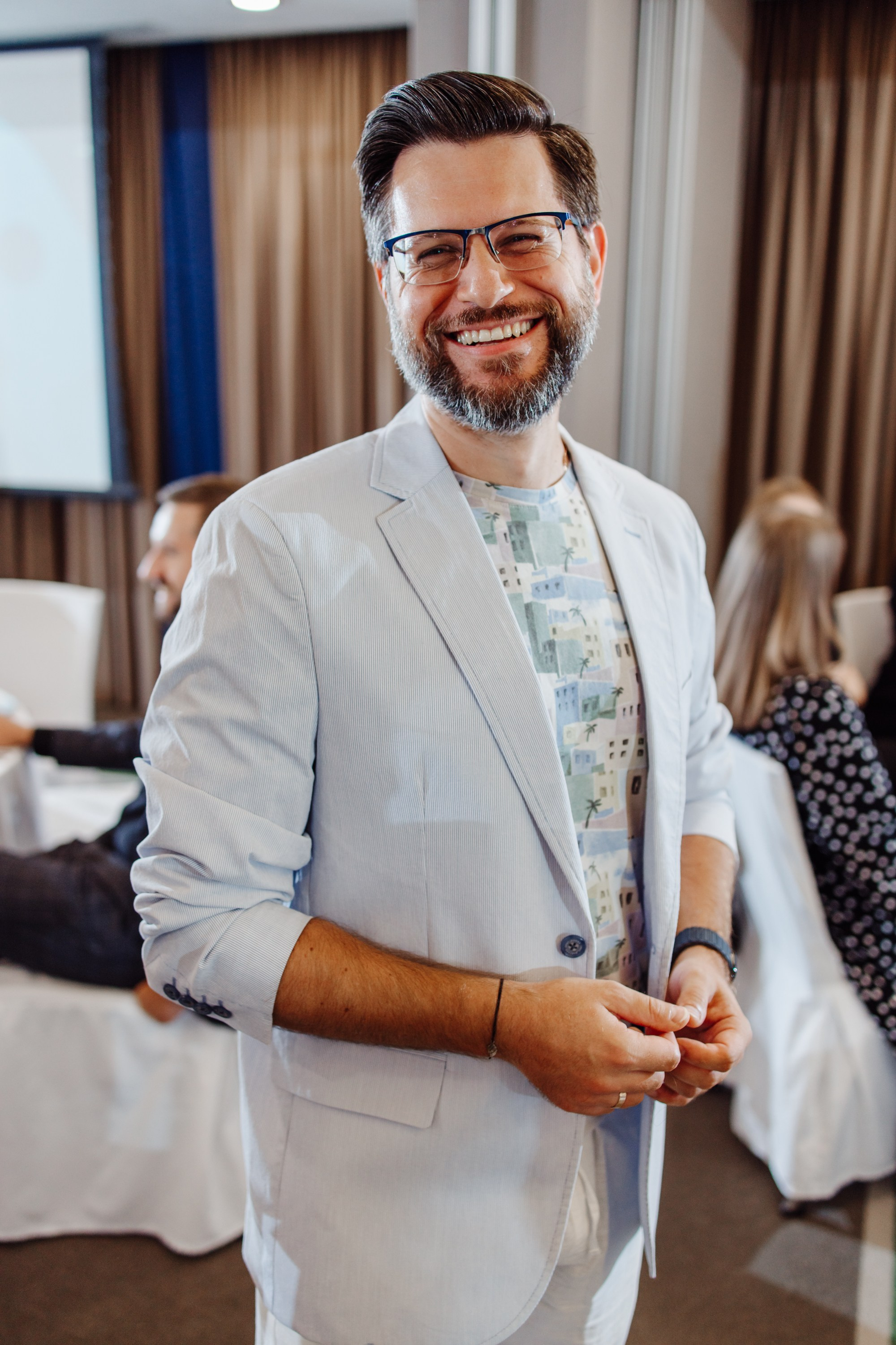 T2 Digital. Свадебный репортажный семейный фотограф