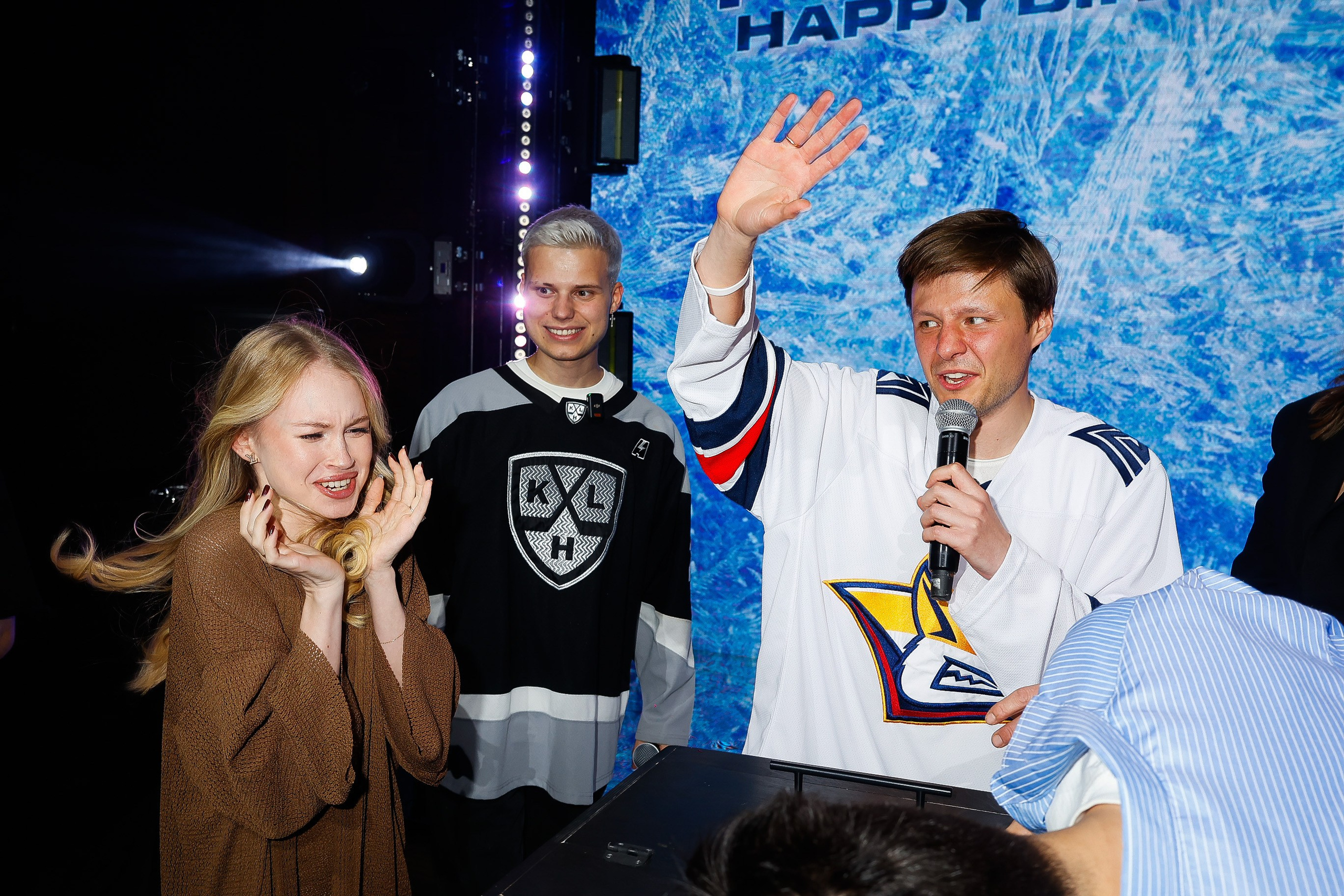 ЯНГЕР. Nikolskayasecular