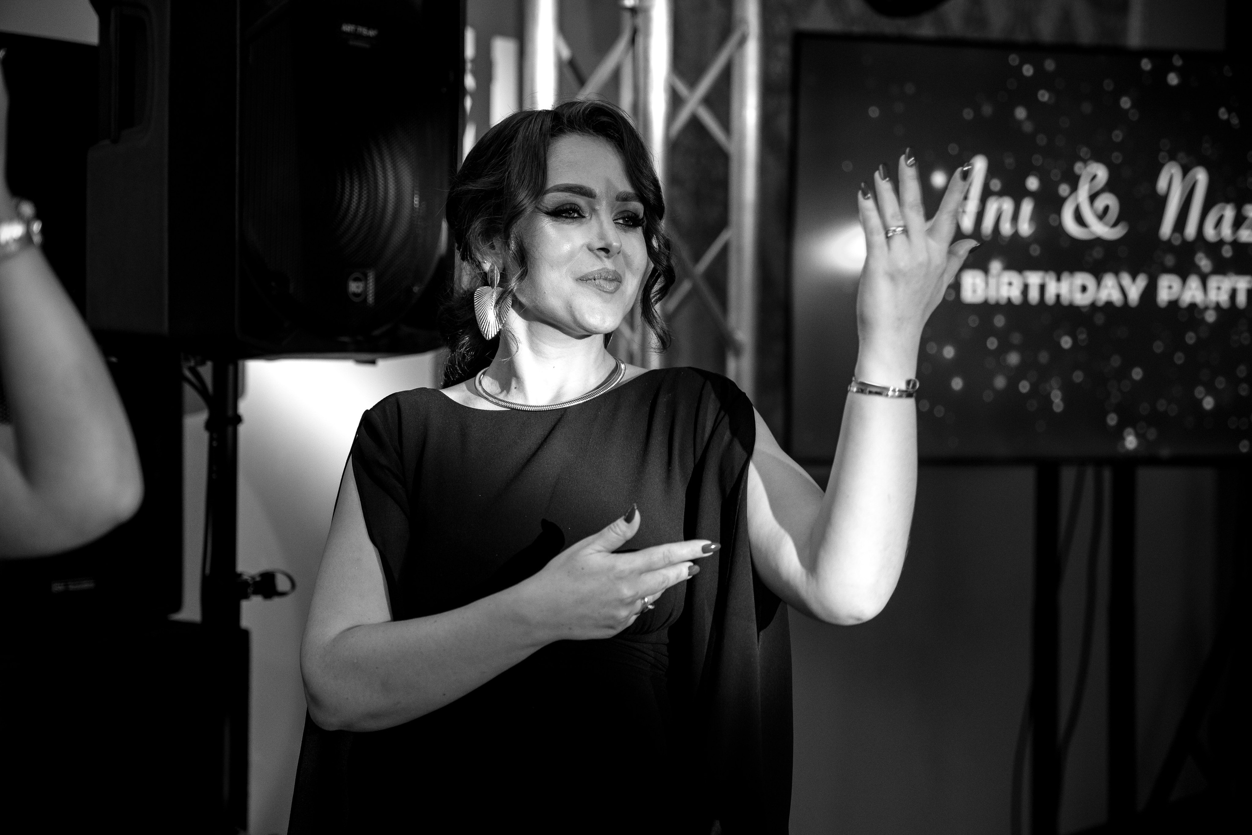 Ани и Назели. 35&5 День рождения, «Янтарь». Фотограф в Красноярске Надежда Воскресенская