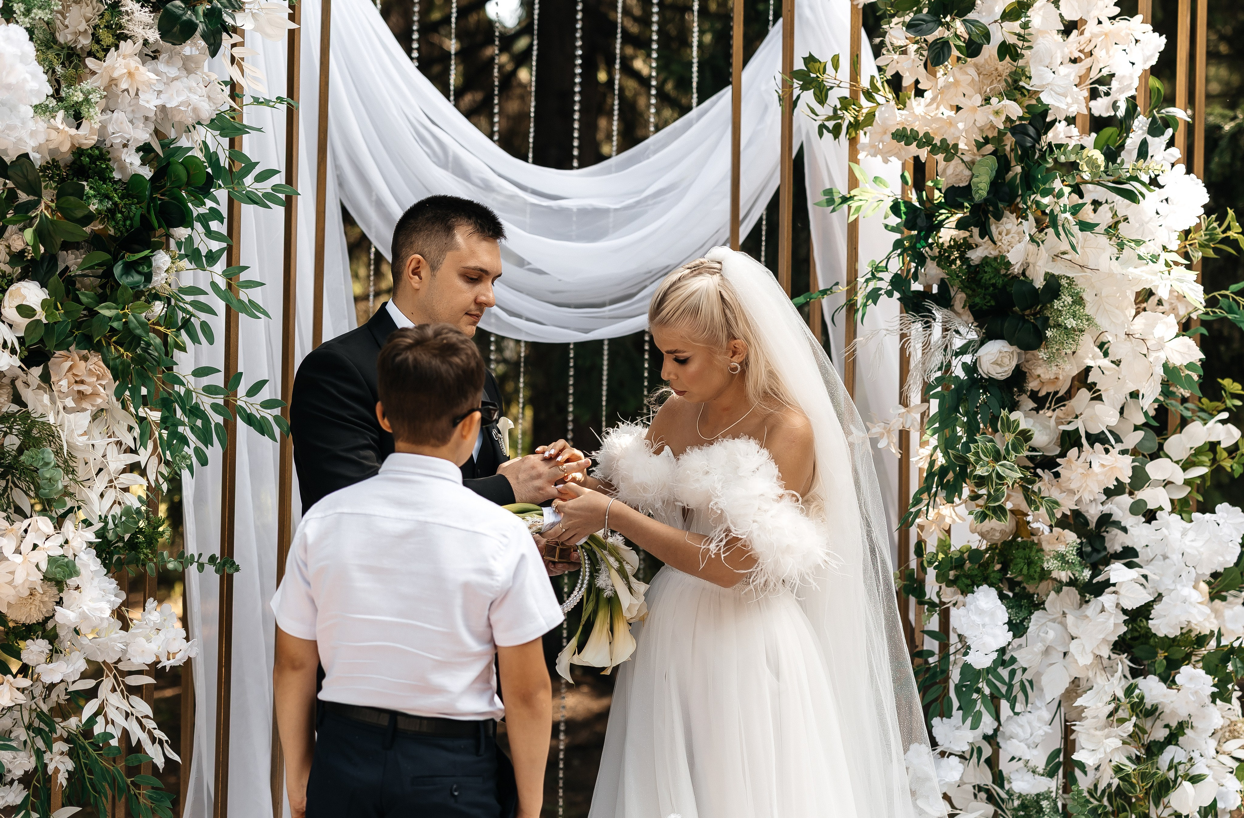 Виктор & Дарья | 02.08.25. Свадебный и семейный фотограф в Омске Евгения Хакимова