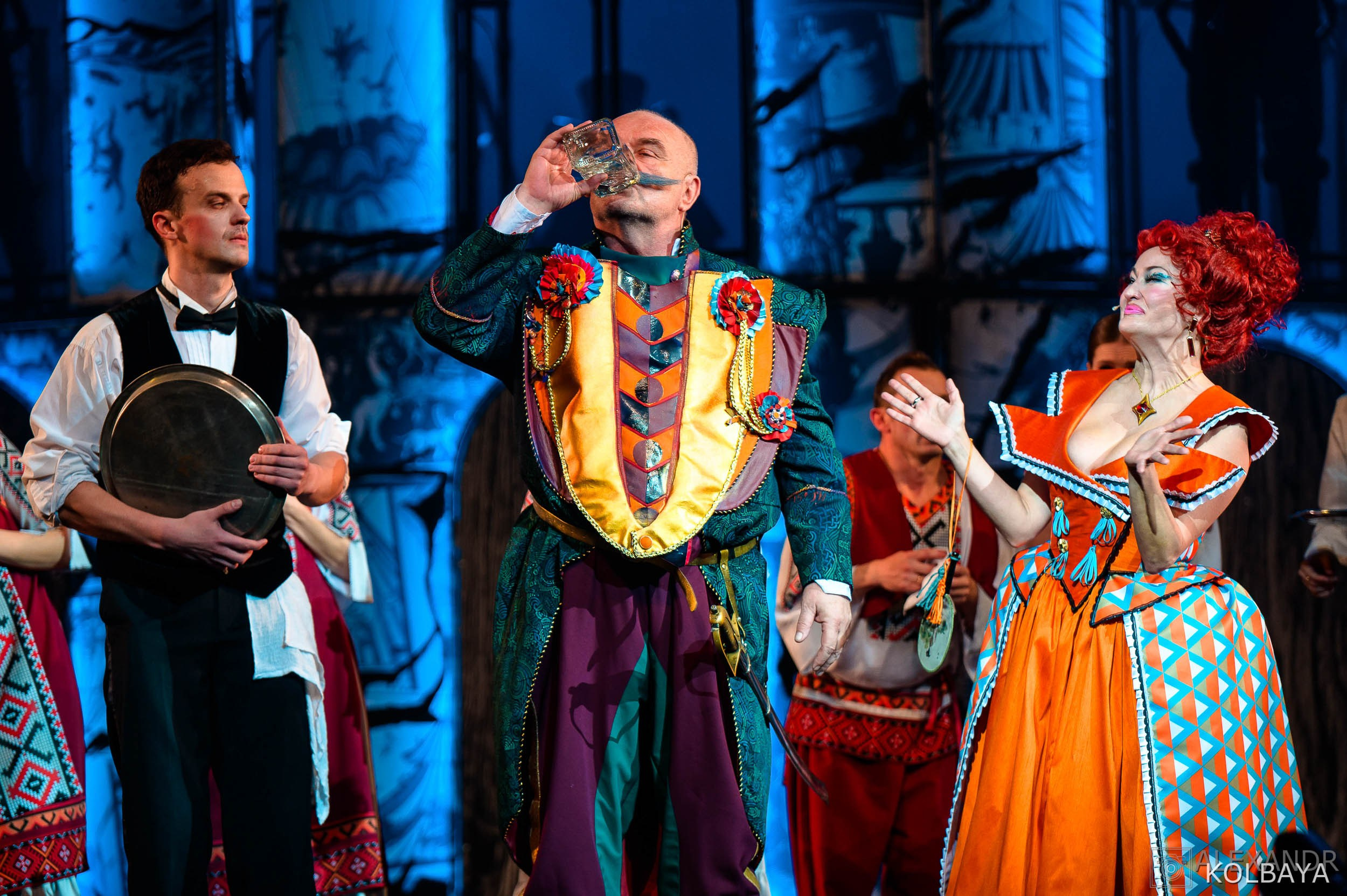 Фоторепортаж со спектакля Ревизор. Концертный и театральный репортажный фотограф в Москве Александр Колбая
