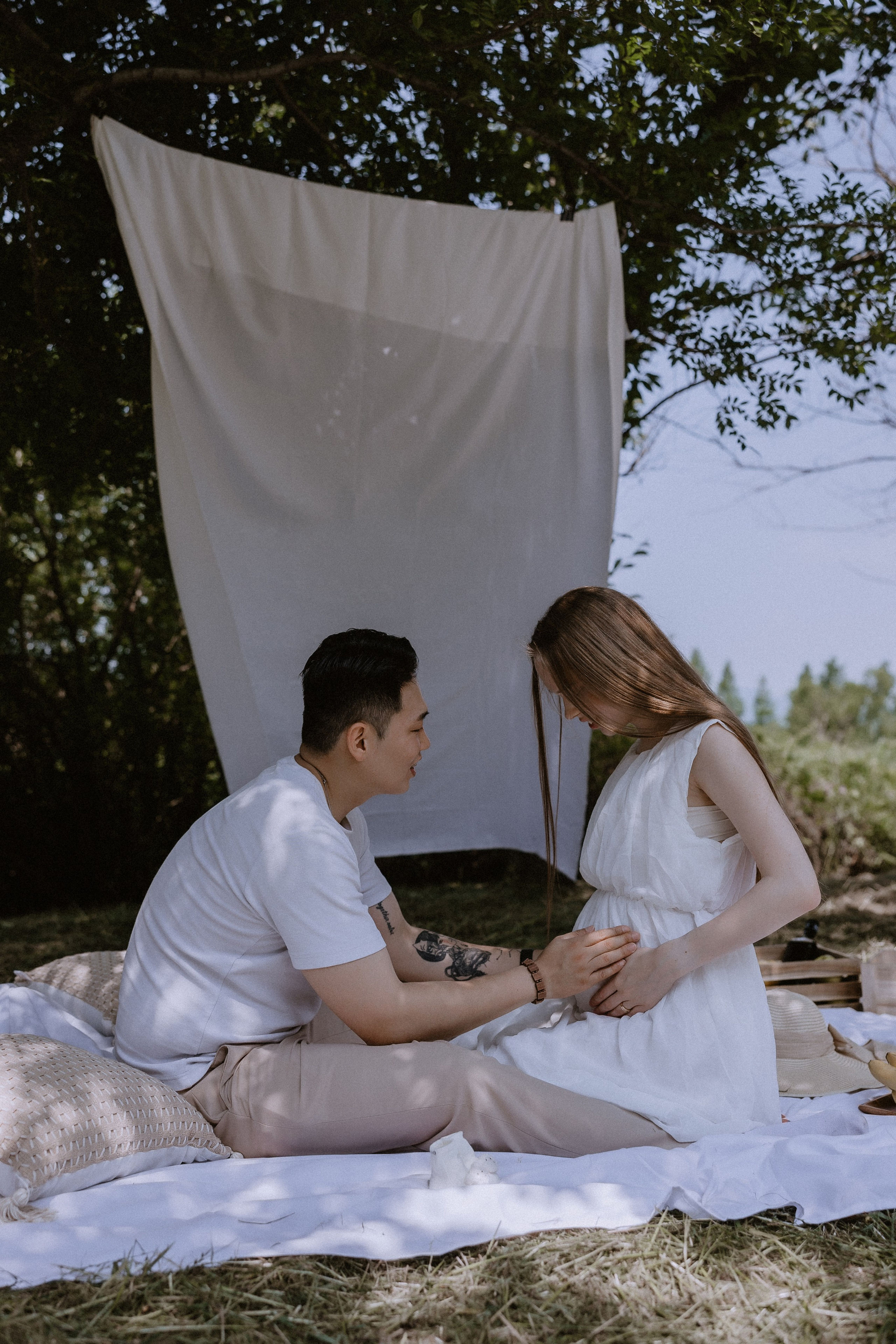 Pregnancy photo shoot in South Korea, Busan. Your photographer in Busan (South Korea) Aleksandra Anufriy