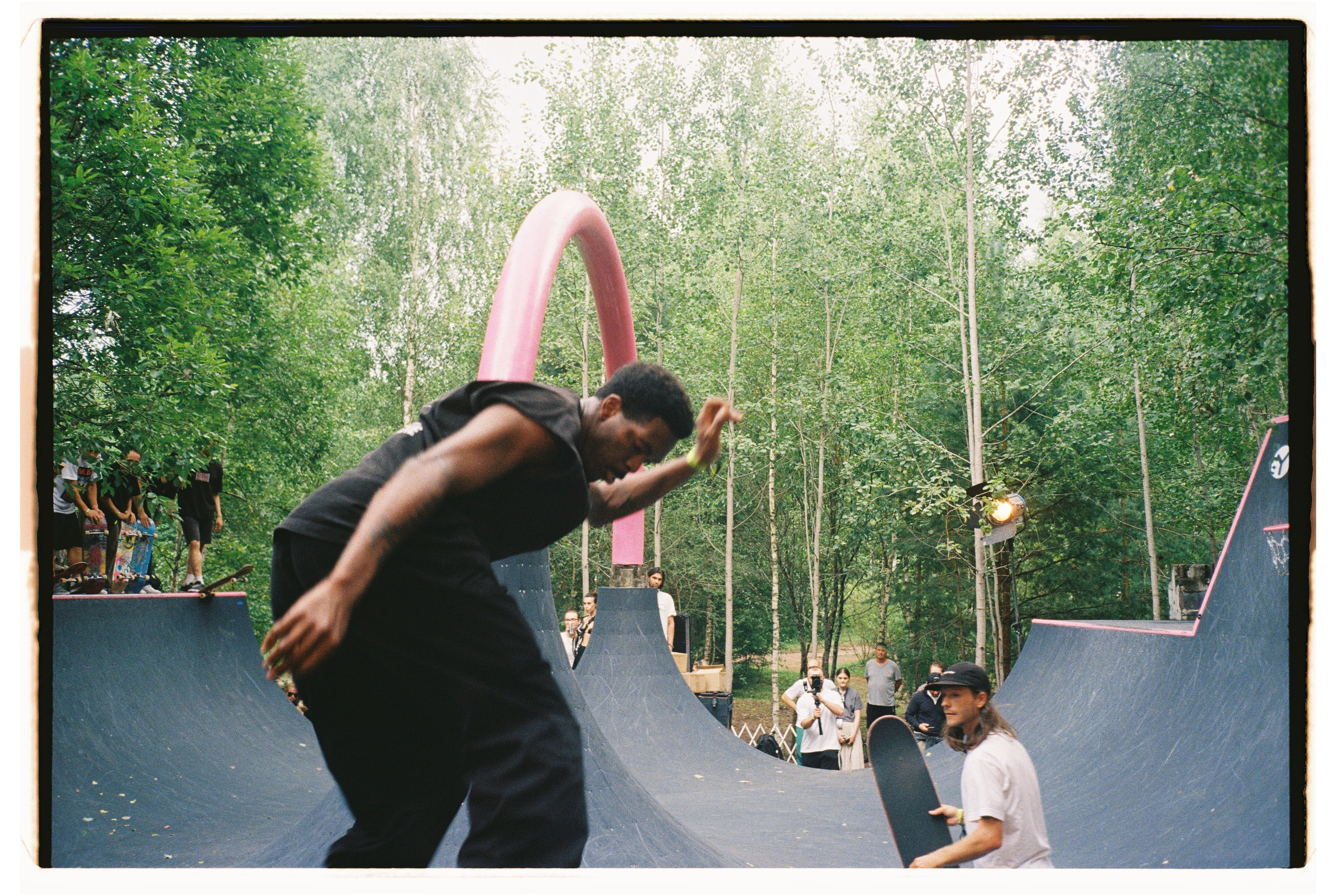 Outline 2024. @tomrus: Рустам Шагиморданов — фотограф