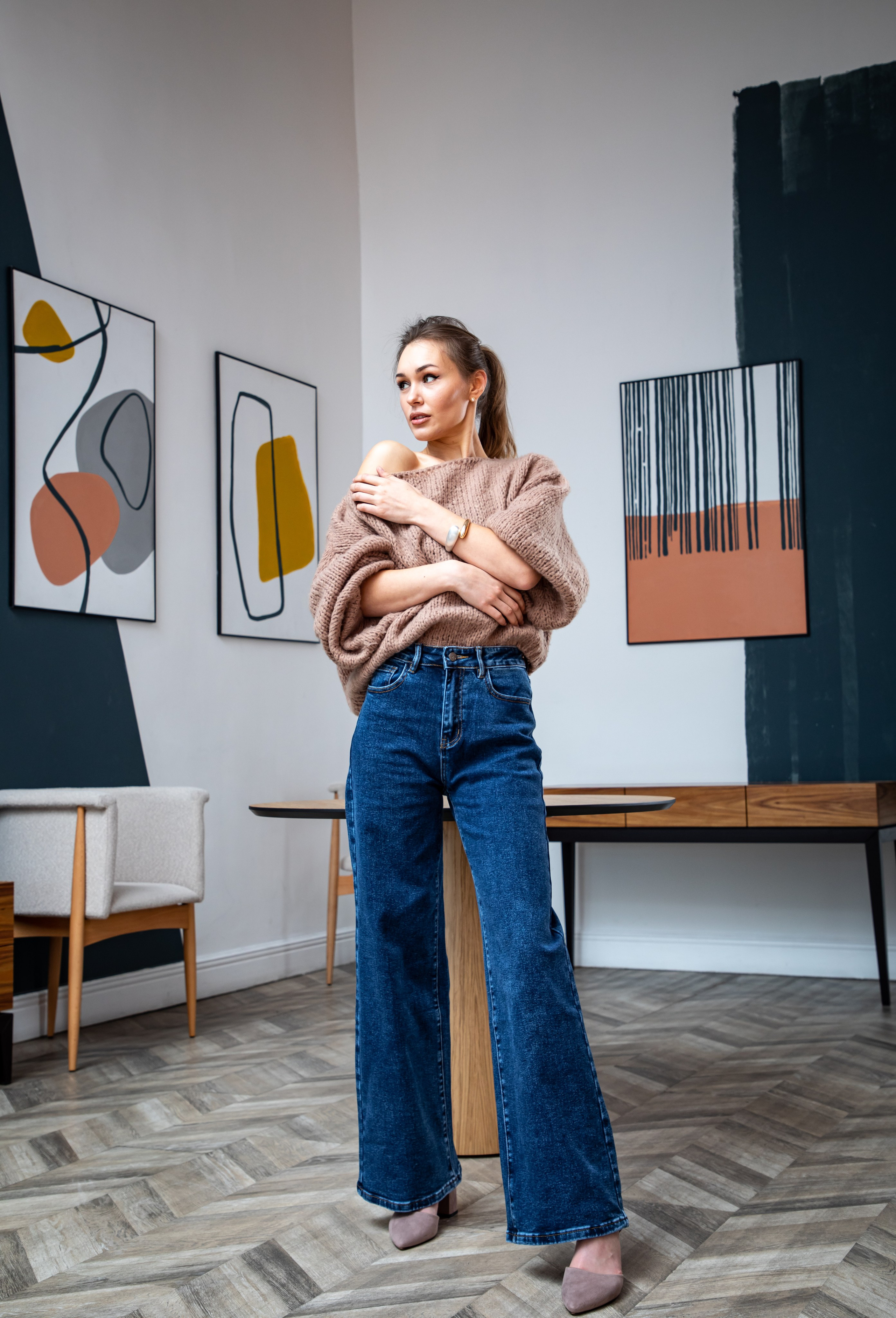 Фотосъемка для маркетплейсов с моделью в Москве и Московской области. Фотостудия в Москве LUXARTPHOTO