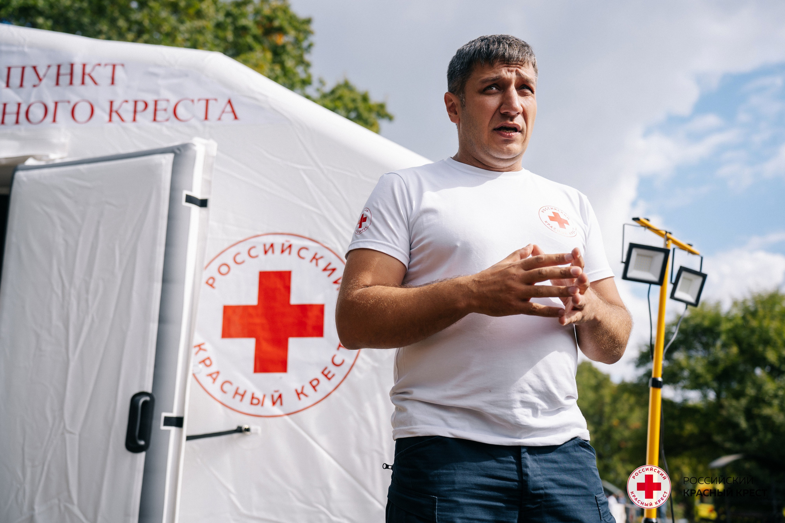 Красный крест | Дегас, медвежья берлога. Фотограф в Воронеже Ольга Космодемьянская