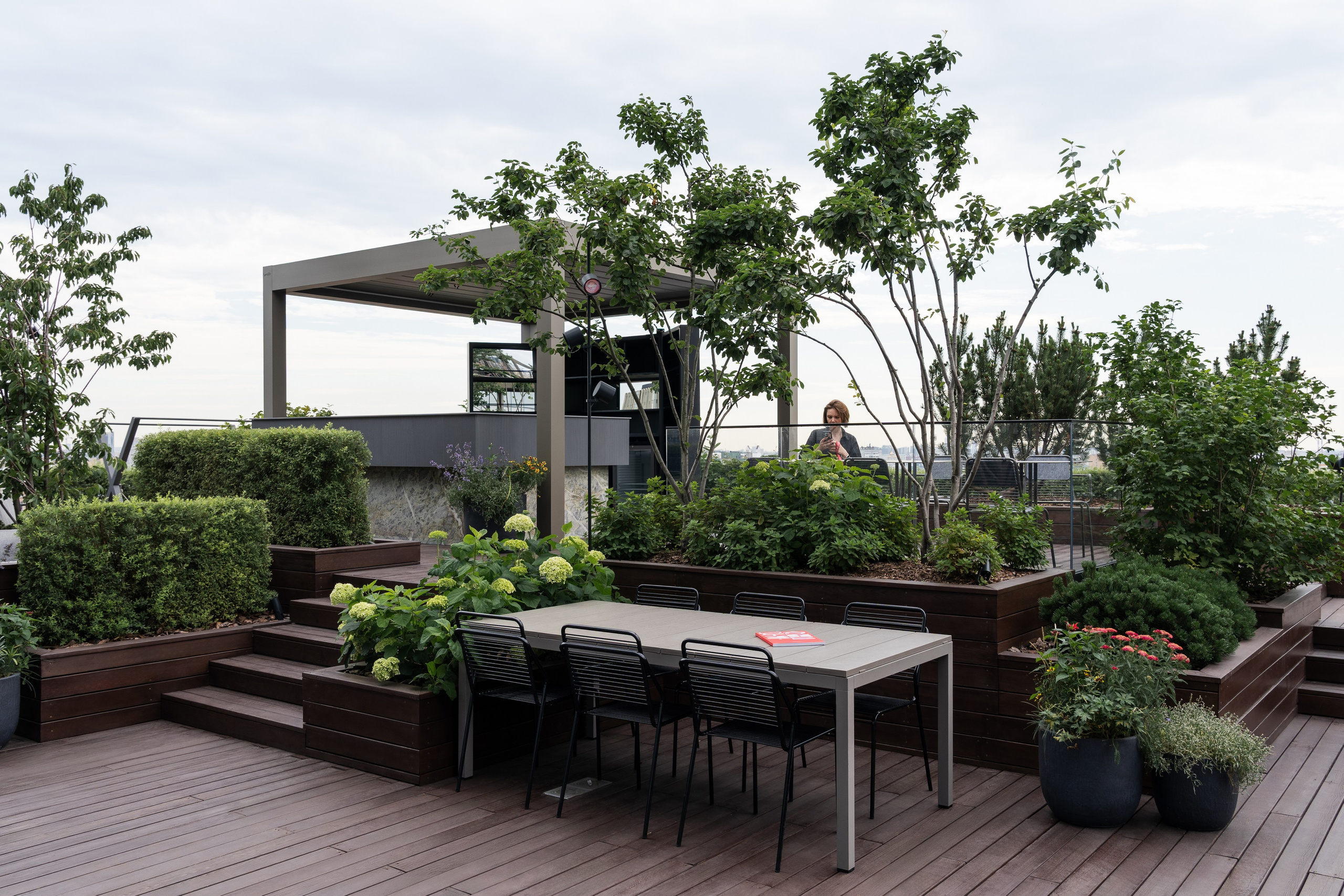 Brusnika office terrace, Moscow. Артамонов Александр | Архитектурный и ландшафтный фотограф