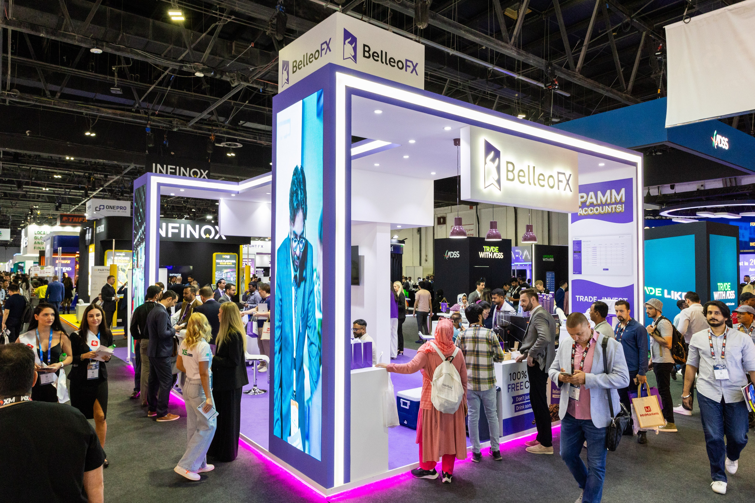 Conferences and expo photoshoot. Professional event photographer Ruslan Davletberdin