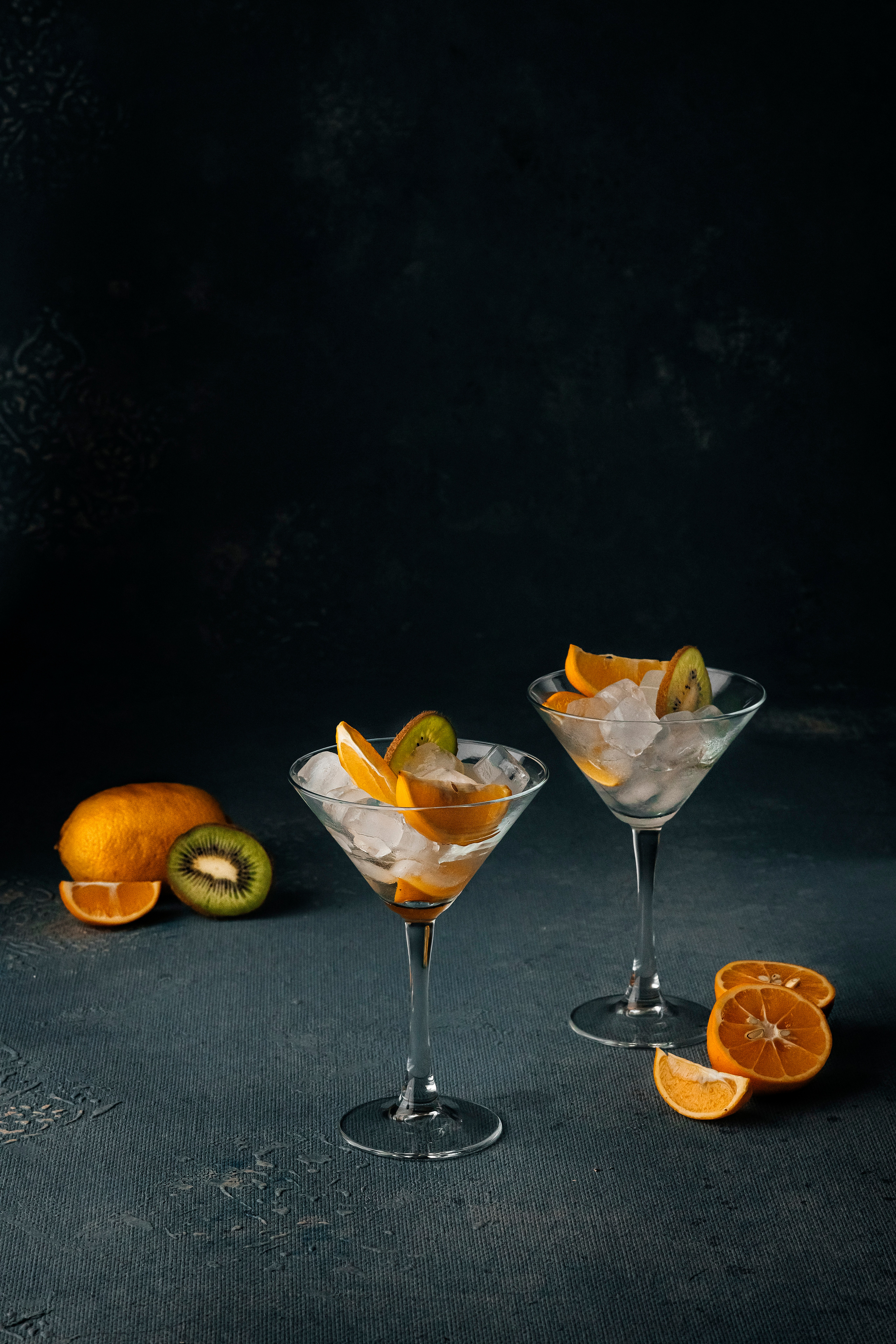 Бокалы с лимоном и киви. Семейный и детский фотограф в Туапсинском районе Кузьмичёва Светлана