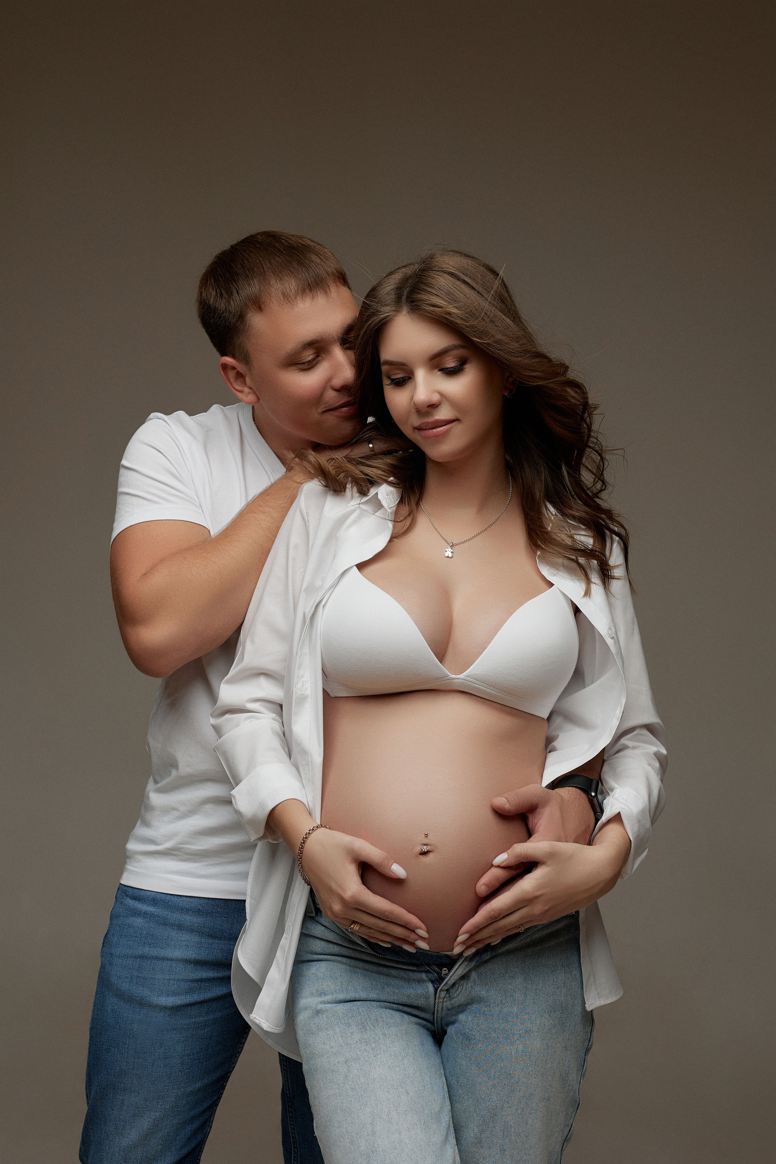Фотосессия беременности в Астрахани. Фотограф в Астрахани съемка семей беременности лавстори