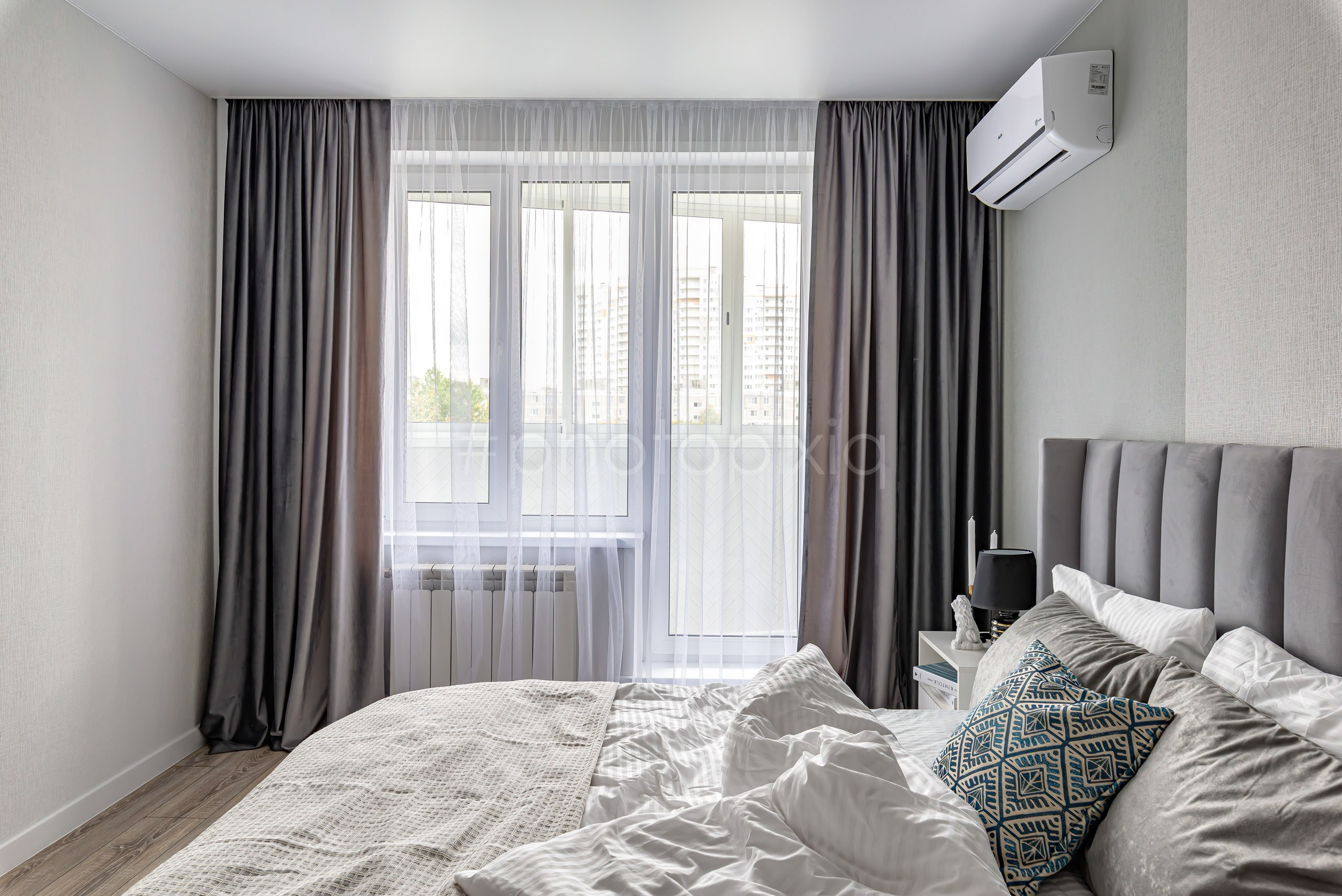 Интерьерная съёмка двухкомнатной квартиры на Волгина. Интерьерная съёмка и виртуальные туры — Интерьерный фотограф Кузнецов Сергей (photopixiq)