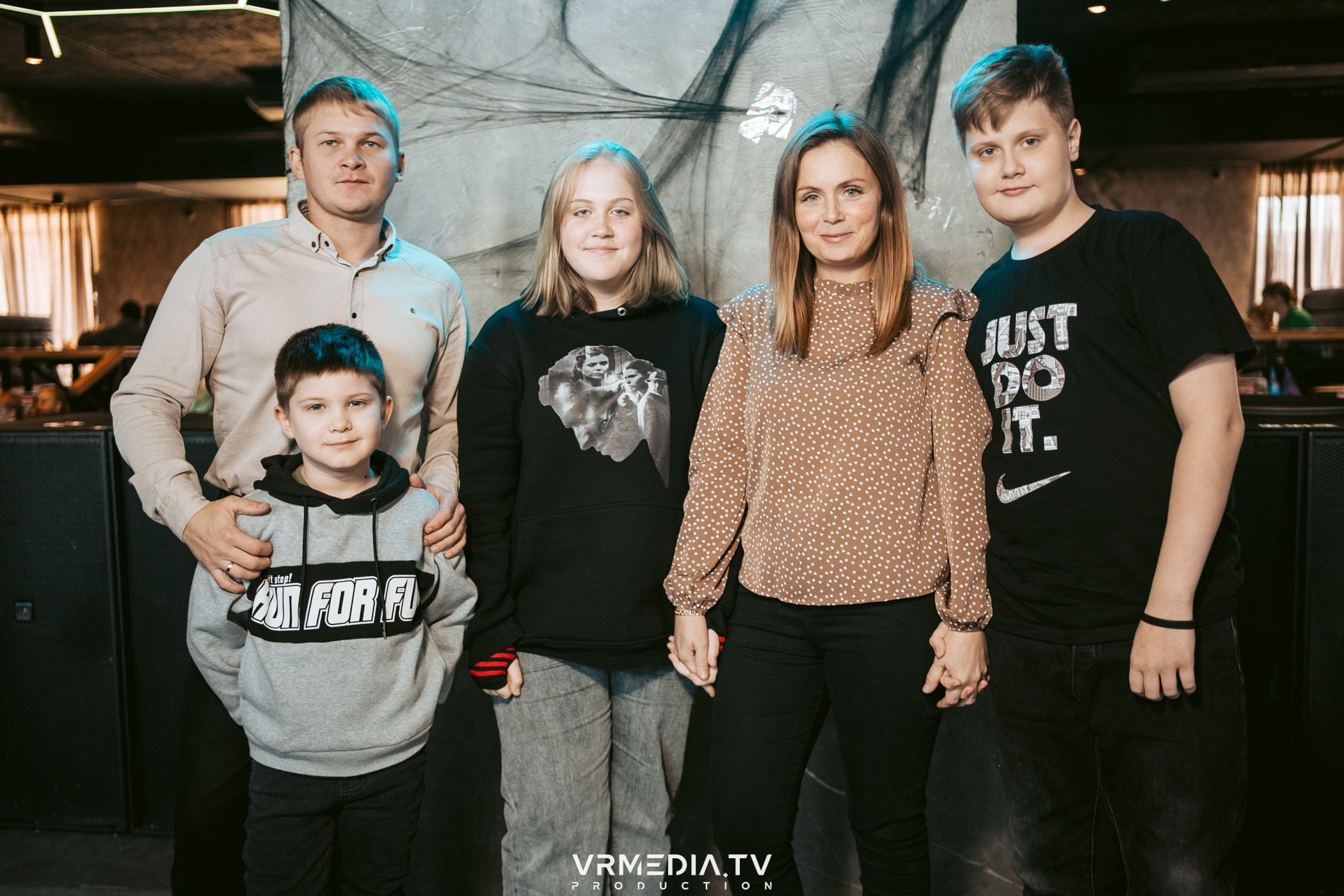 Baby time в баре «Друзья»