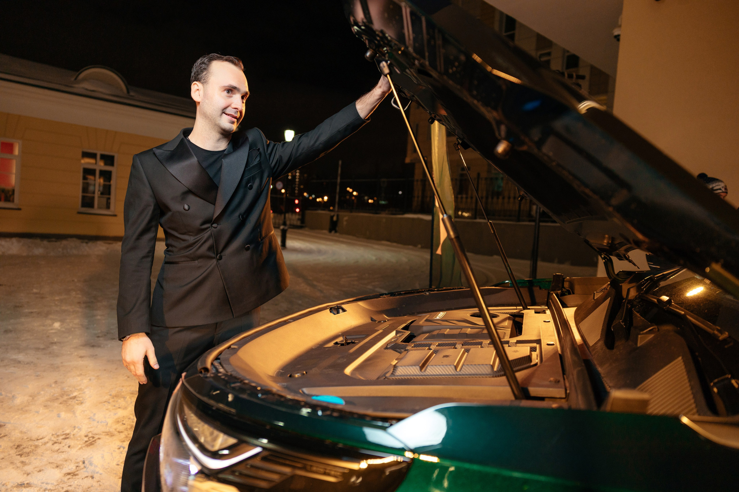 РЕГИНАС — презентация Chery EXEED. Фотограф для бизнеса Константин Брусницын в Екатеринбурге