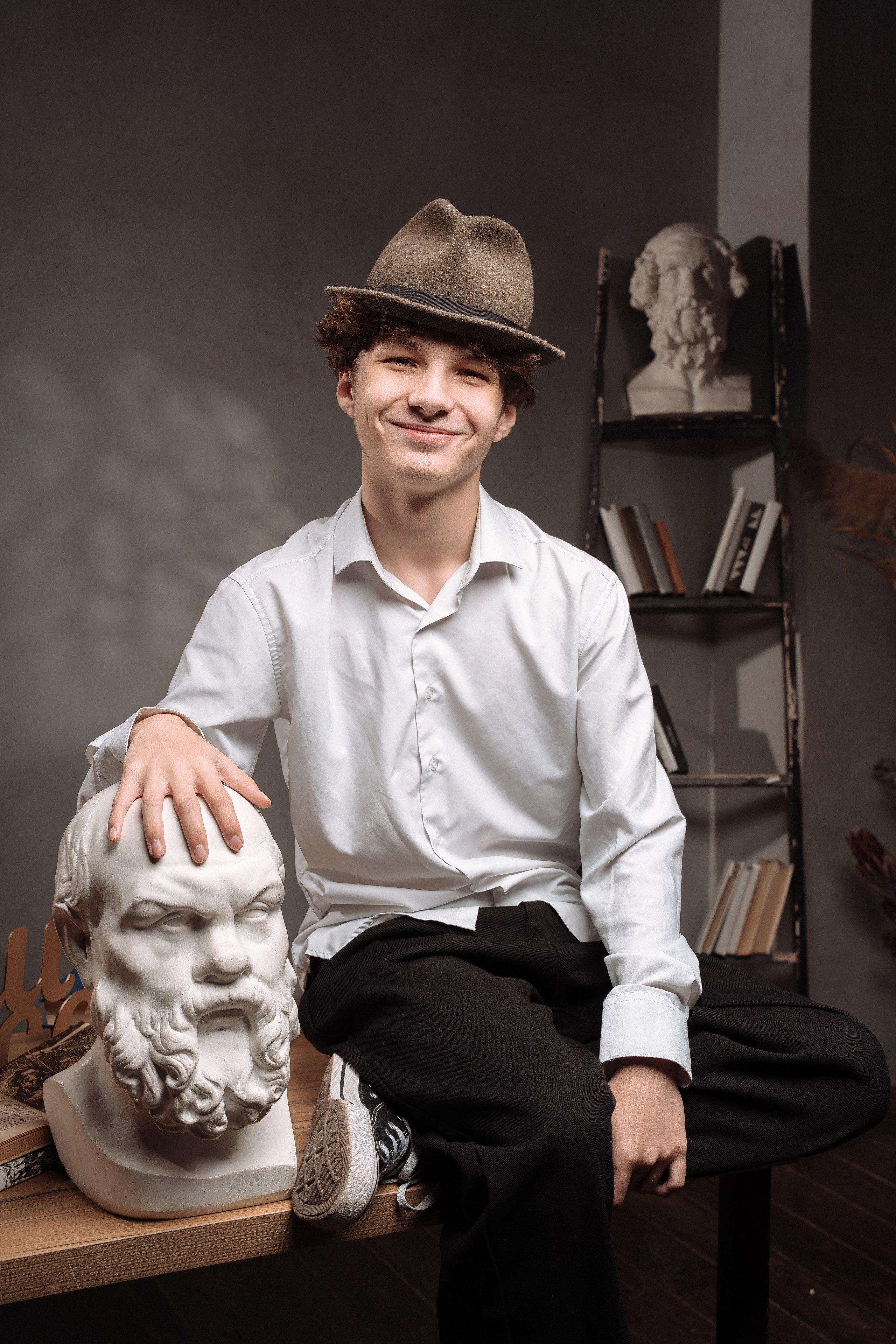 Портреты. Выпускные альбомы в Крыму