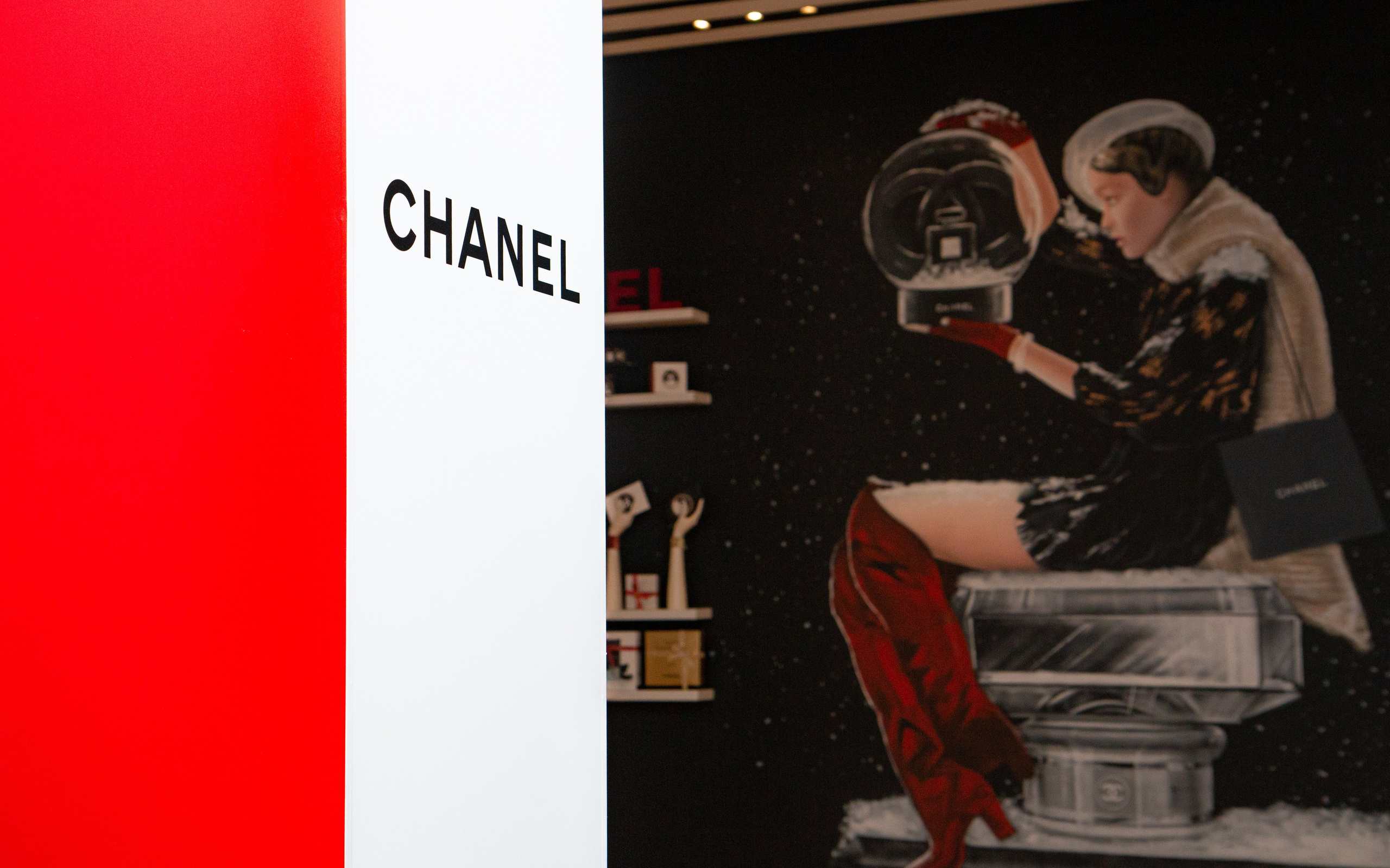 Chanel Екатеринбург. Предметный и репортажный фотограф Алексей Кротов