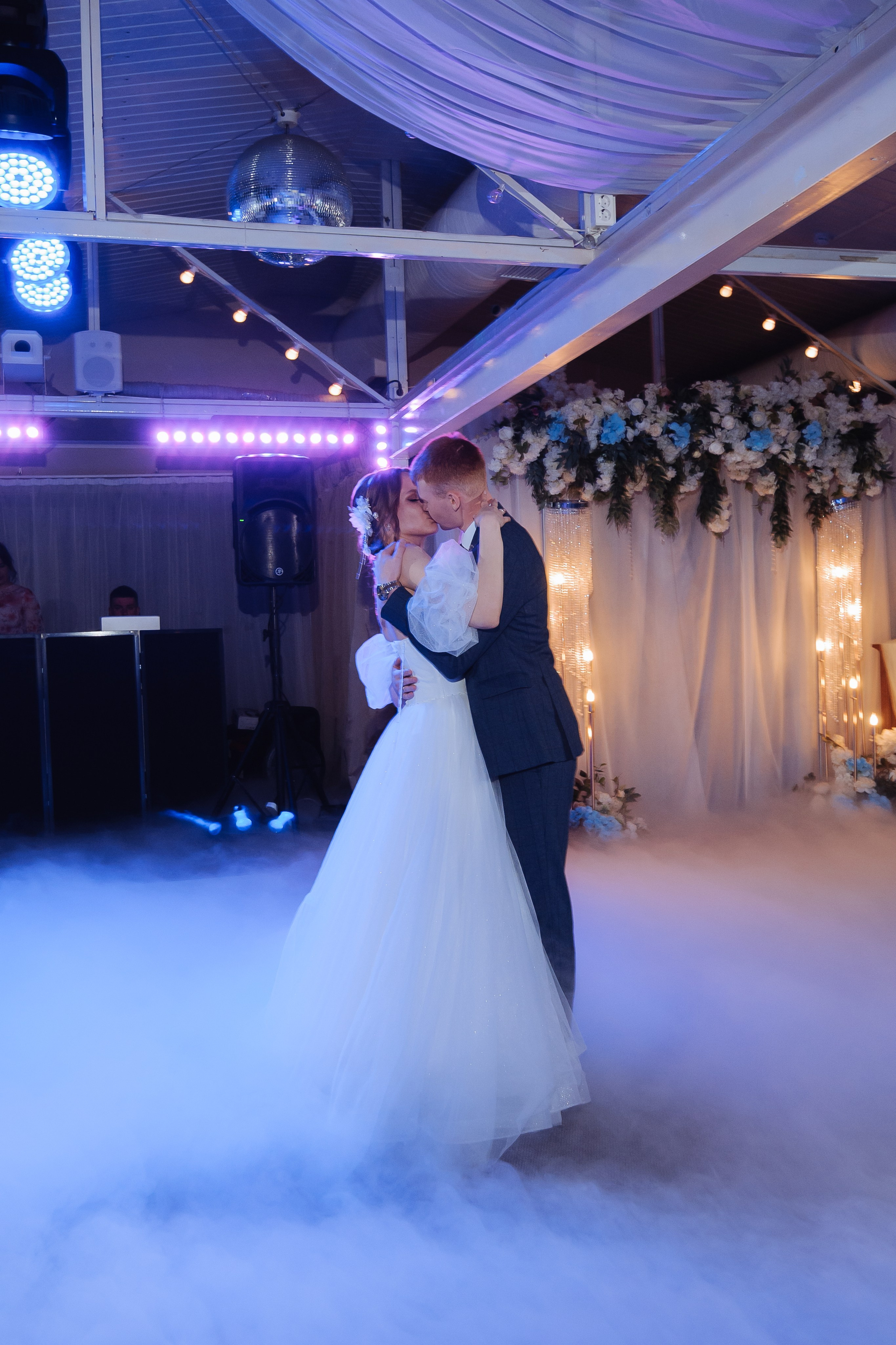 Свадебная съёмка для Ирины и Николая. Сборы в отеле. Свадебный и семейный фотограф г. Ярославль Савинская Анастасия