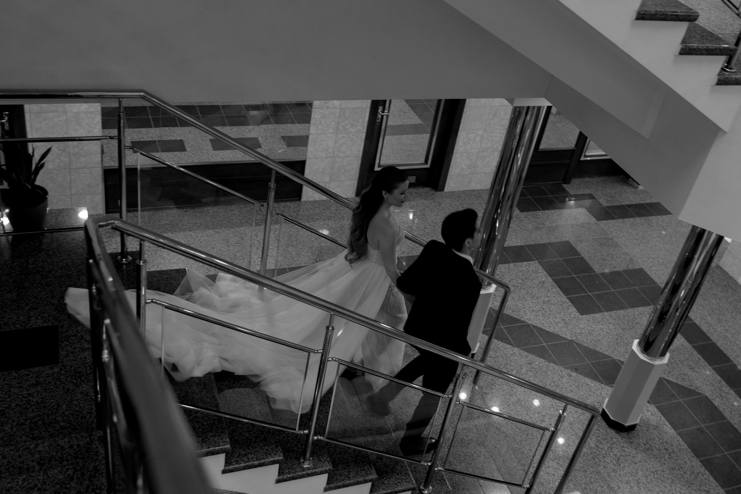 СВАДЕБНАЯ СЬЕМКА СБОРОВ В ОТЕЛЕ И ВЫЕЗД НА ЦЕРЕМОНИЮ (СНЯТО В СИБИРЕ В НИЖНЕВАРТОВСКЕ)М. Профессиональный фотограф, Санкт-Петербург — Виктория Богомолова