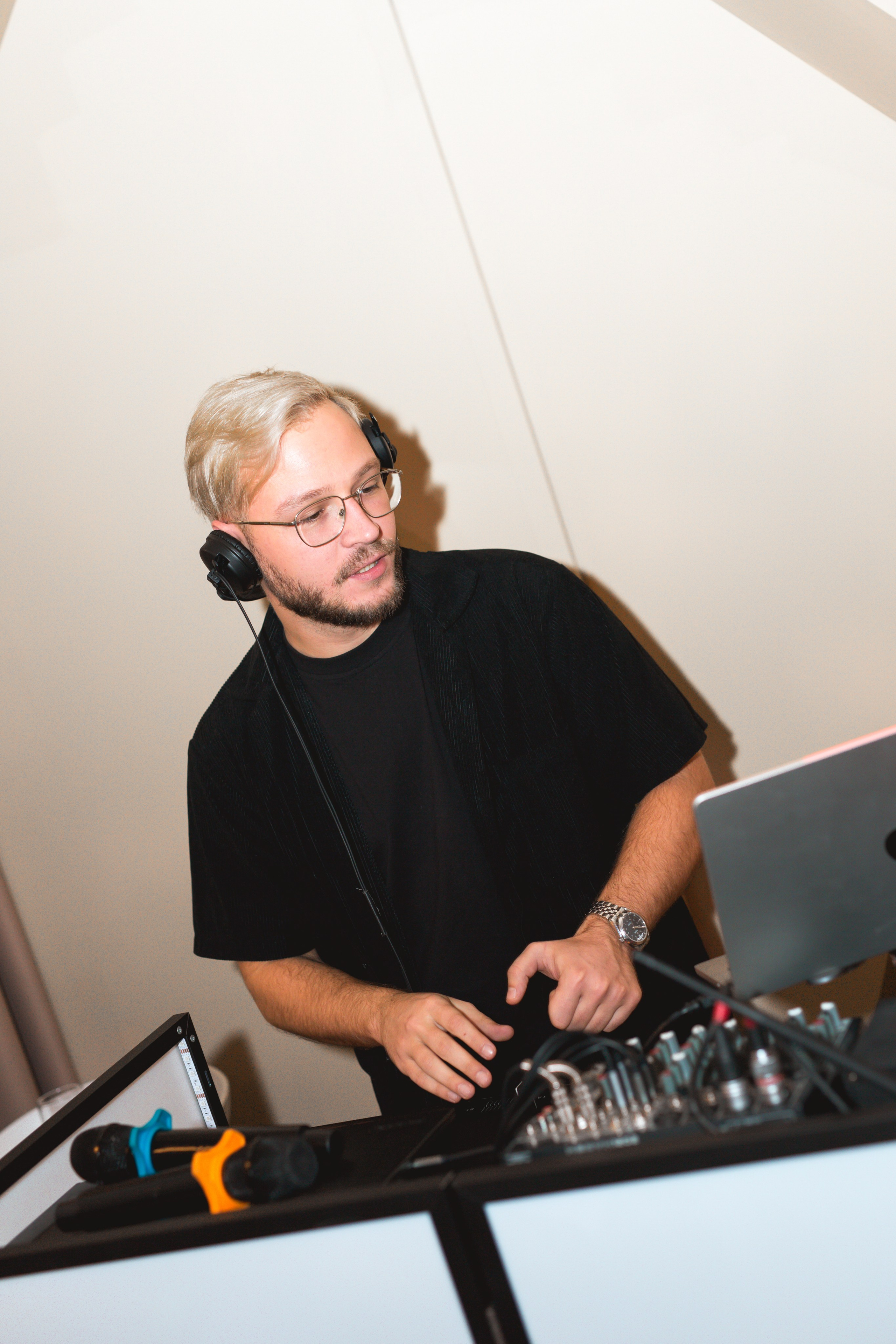 День Рождения в Лофте, СПб. Портретный и репортажный фотограф в Санкт-Петербурге Елизавета Я