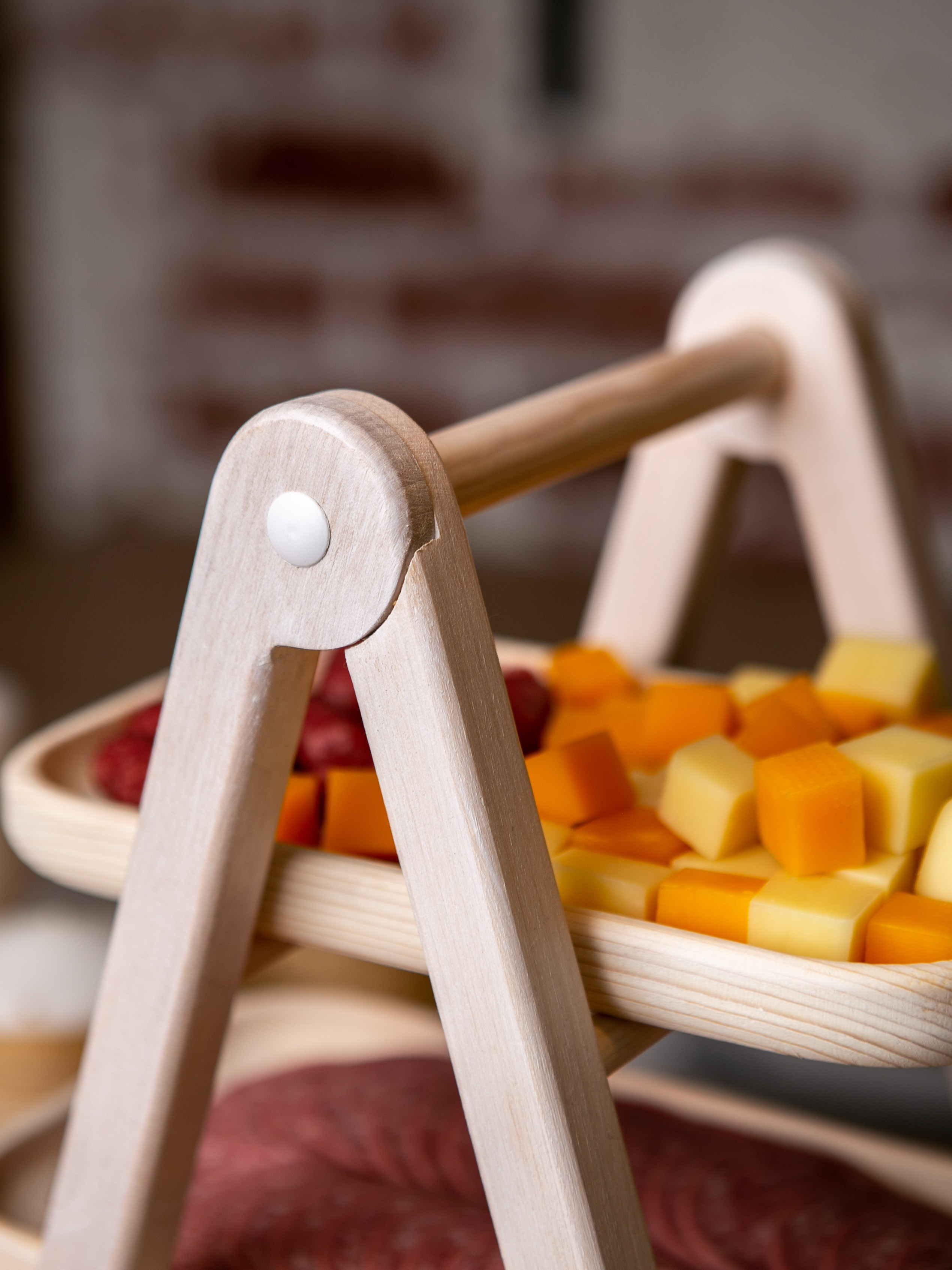 Подносы и этажерки. Контент фотограф, съемка для маркетплейсов, фуд съемка и репортажи в Новосибирске Ралия Галеева