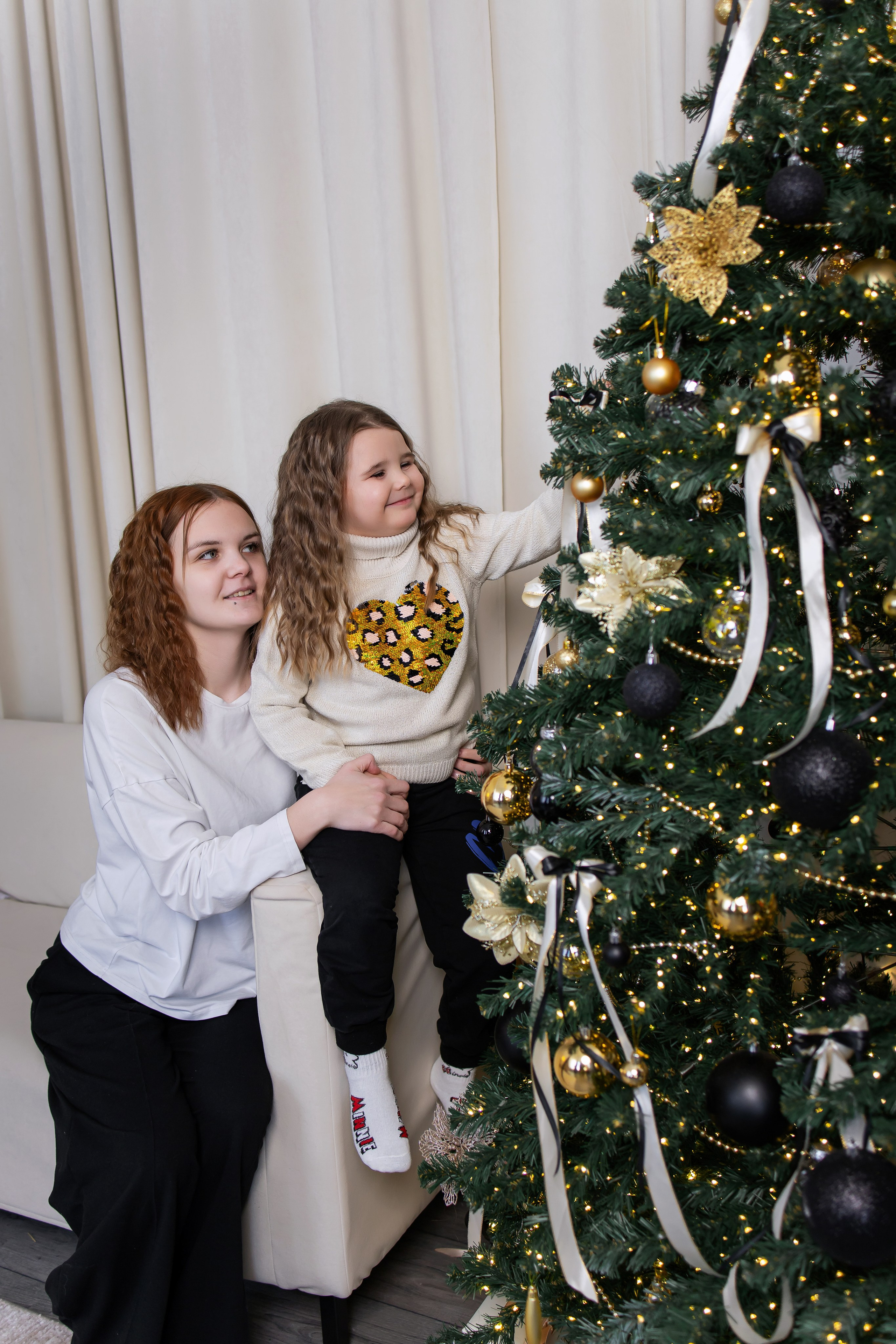 Ваши фотографии. Интерьерная фотостудия Background в Омске