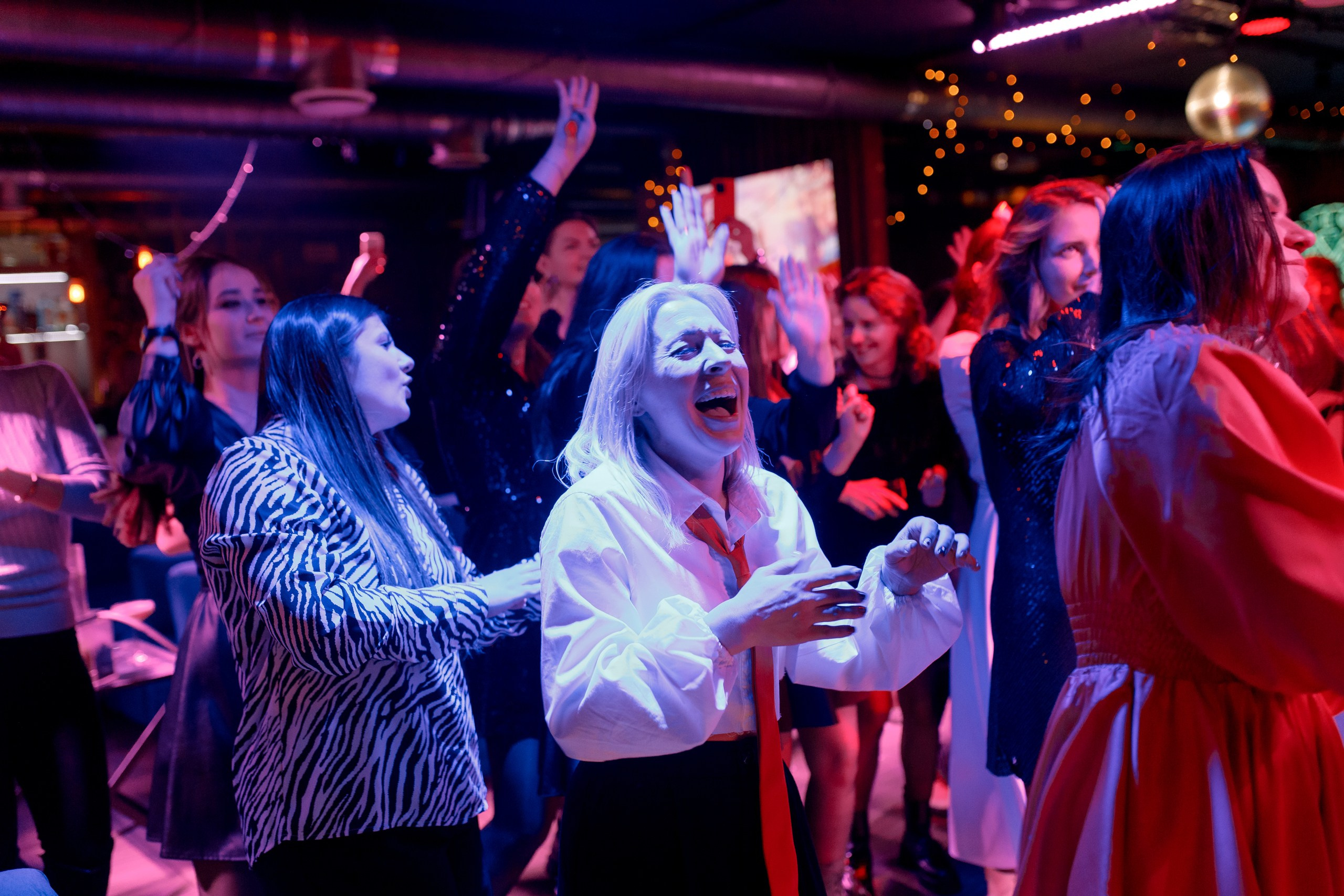 23/12/23 Новогоднее караоке в Мята Спортивная Действия. Мята Спортивная — Кальянная, караоке, бар в Минске