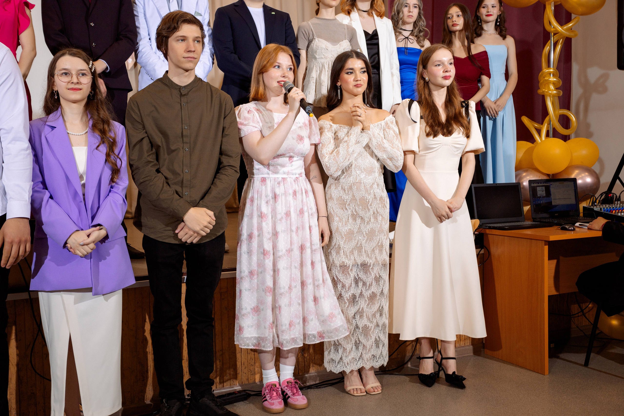 ВРУЧЕНИЕ АТТЕСТАТОВ: Пример. Все фото. Профессиональный фотограф в Ижевске Леша Петров