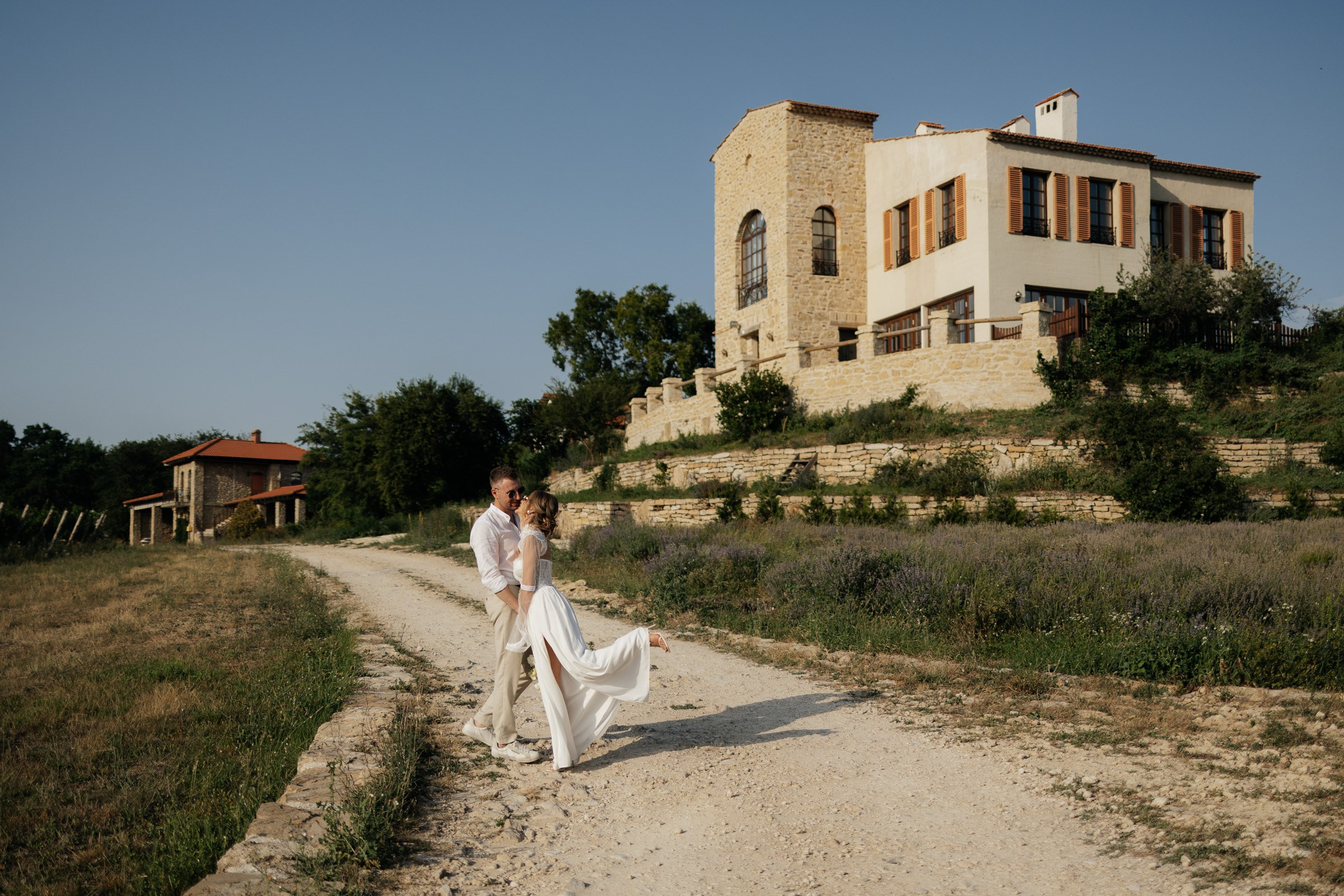 Атмосферная свадьба в Шато Андре. Архитектурный и интерьерный фотограф в Краснодаре | Дмитрий Демской
