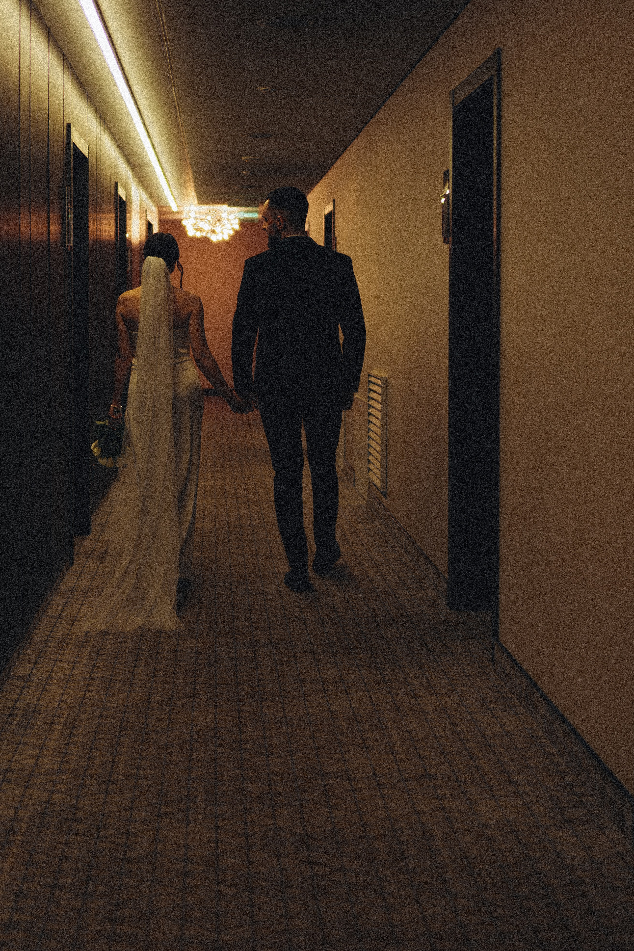 СВАДЕБНАЯ СЬЕМКА СБОРОВ ЖЕНИХА И НЕВЕСТЫ В ОТЕЛЕ И ТАКЖЕ ФОТОСЕССИИЯ В ОТЕЛЕЕ МЕГАПОЛИС БРЯНСК. Профессиональный фотограф, Санкт-Петербург — Виктория Богомолова