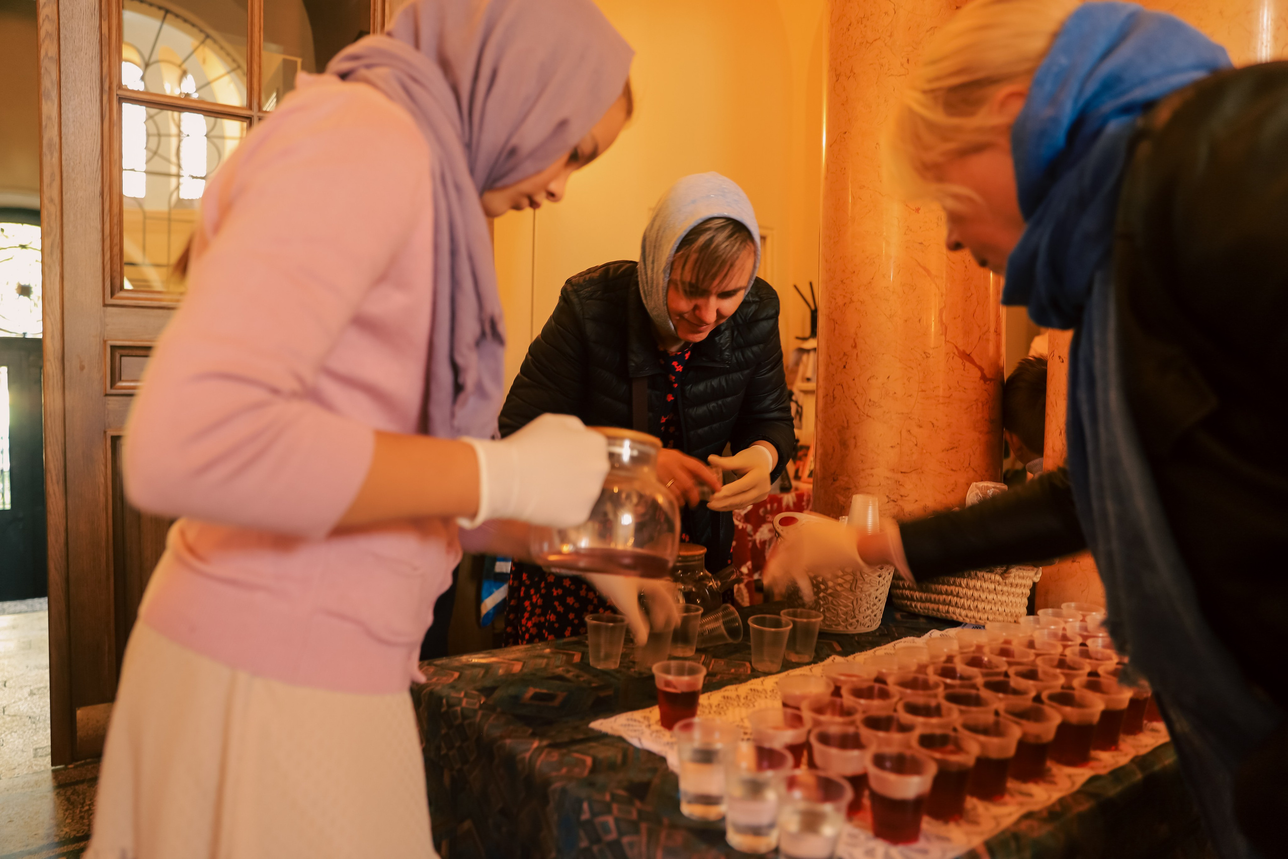 Служба в церкви