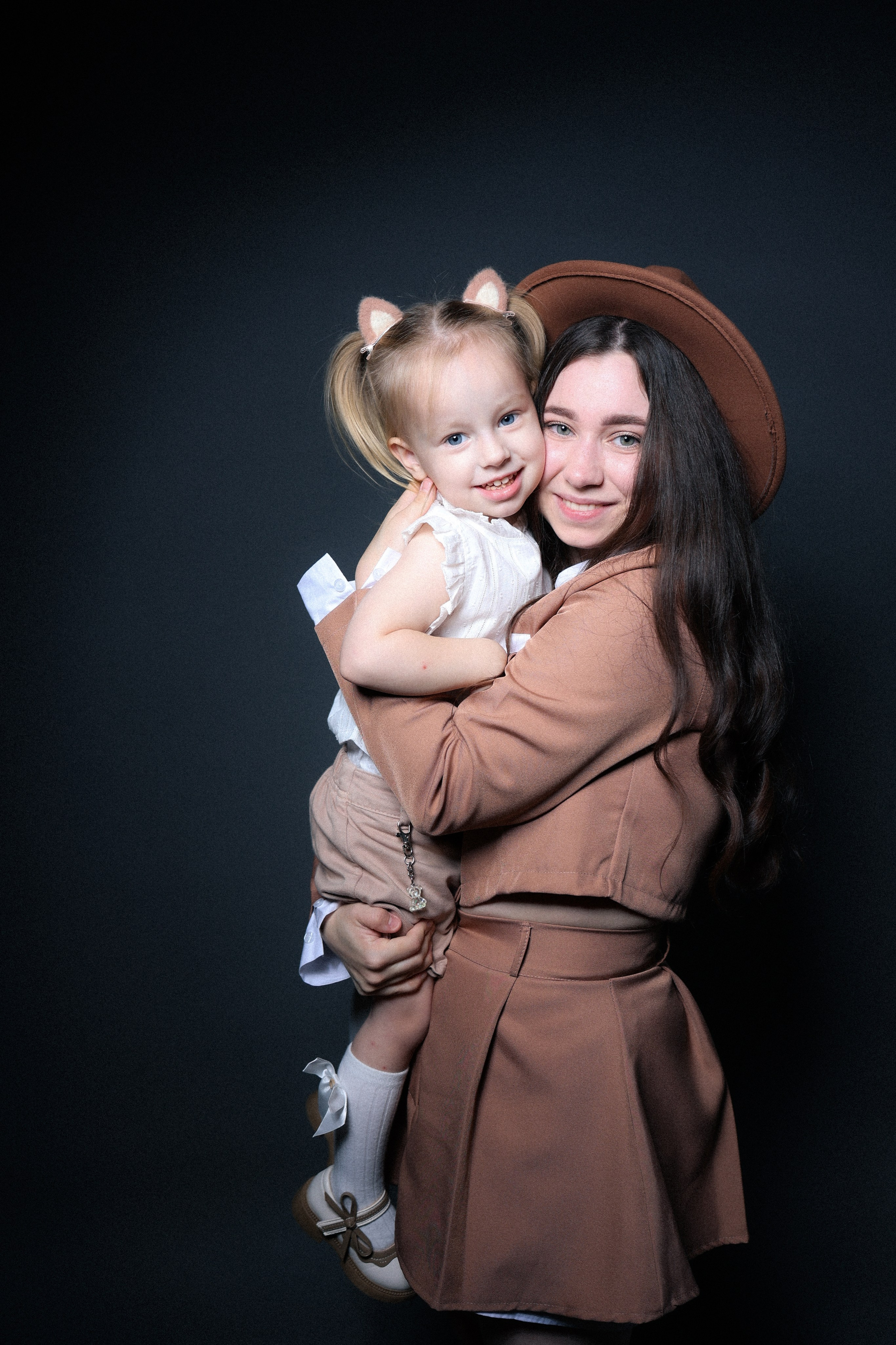 Лиза с детками. Фотограф НатаФото (Наталья Яковенко) Дмитров Москва Питер