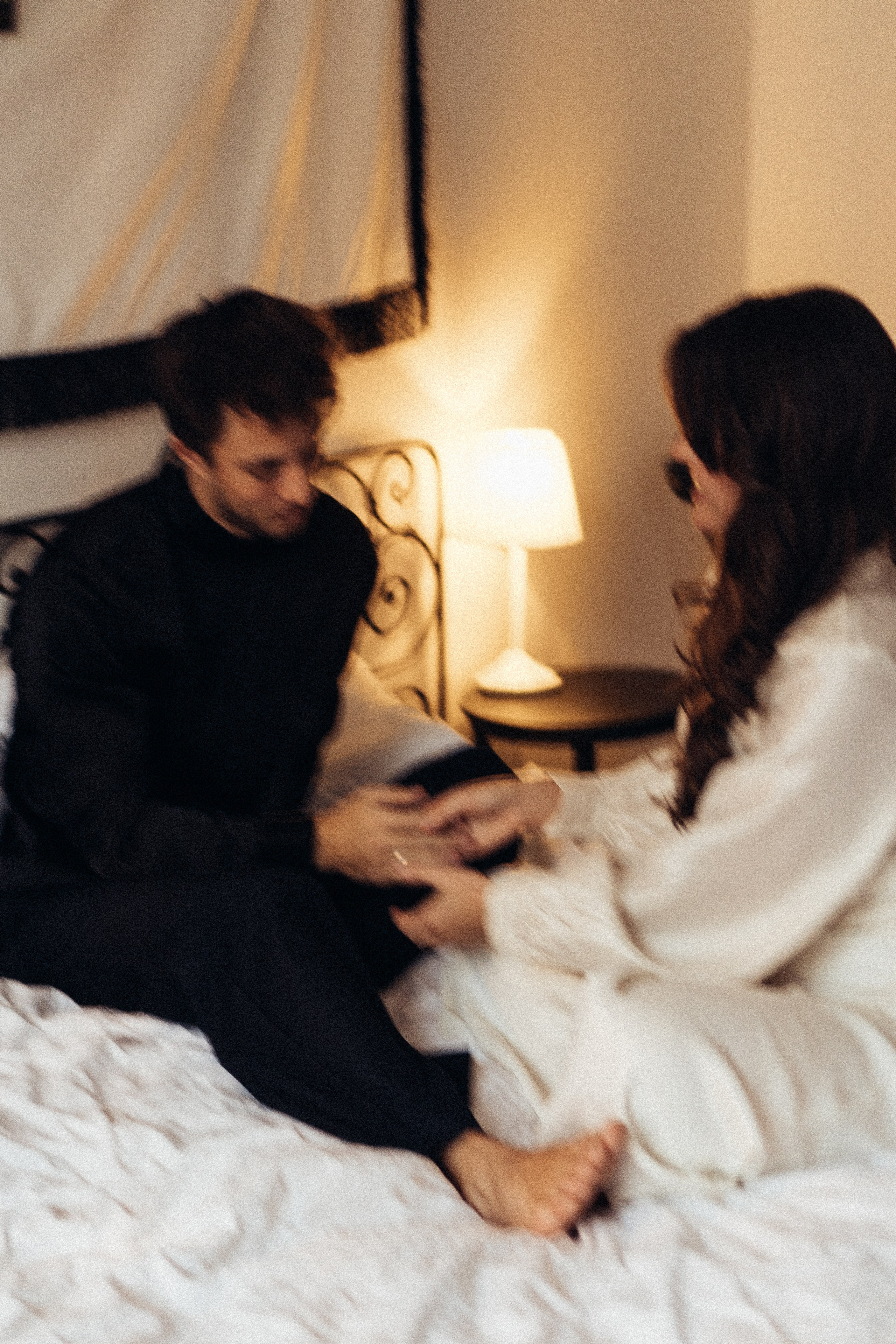 УТРО ЖЕНИХА И НЕВЕСТЫ В ПИТЕРСКОЙ КВАРТИРЕ И СЬЕМКА С СВАДЕБНЫХ ОБРАЗАХ. Профессиональный фотограф, Санкт-Петербург — Виктория Богомолова