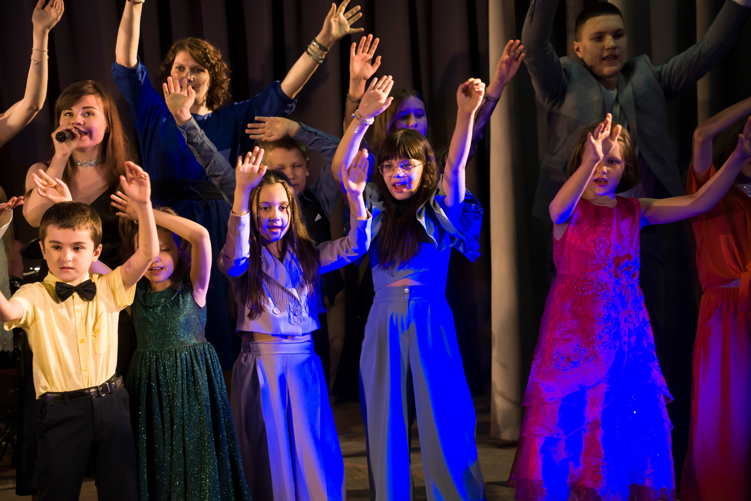 Концерт вокальной студии. Фотограф в Санкт-Петербурге. Репортажная и все съёмки для бизнеса