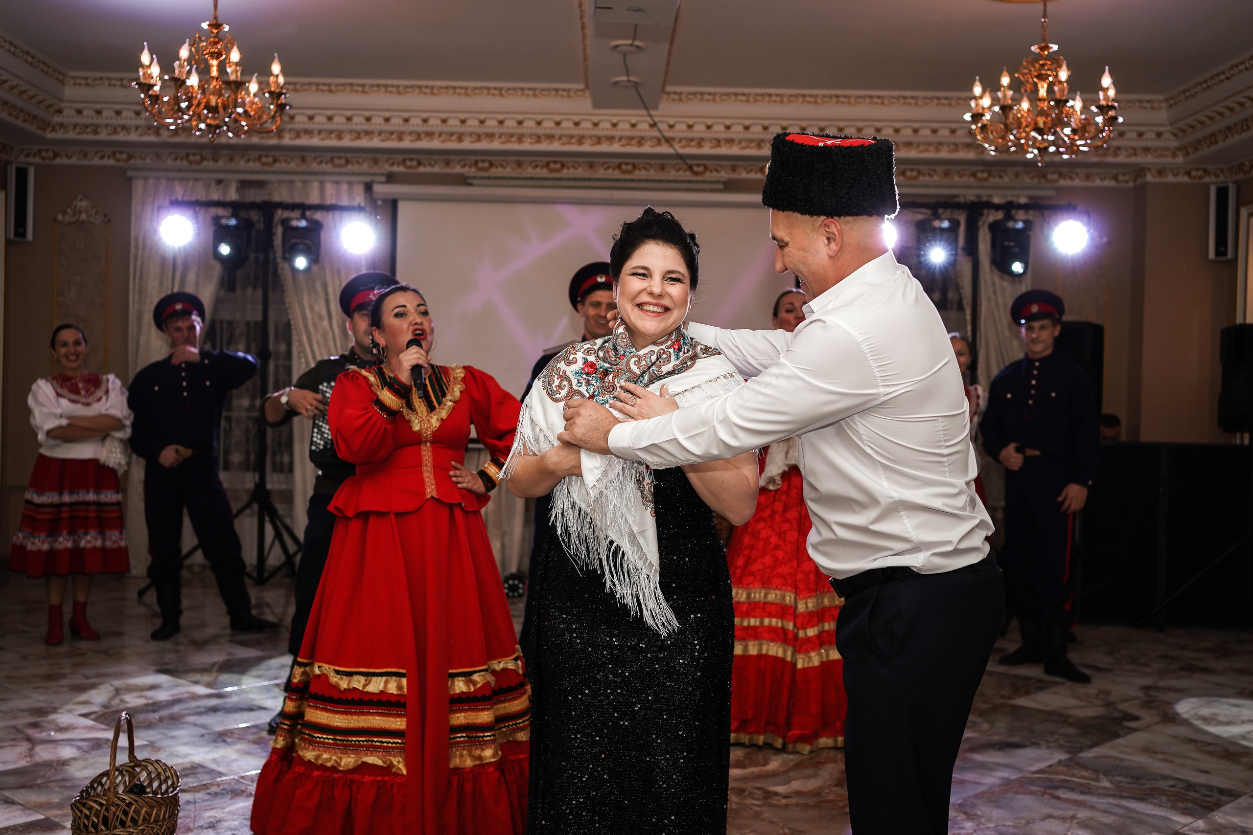 Фотосессия юбилея на Петровском причале в Ростове-на-Дону. Свадебный фотограф в Ростове-на-Дону. Таинство Крещения и Венчания, семейные фотосессии. Алёна Чёботова