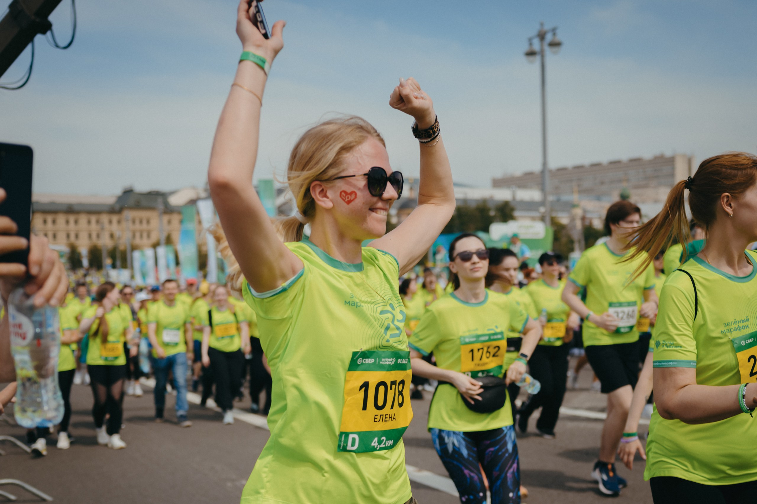 Фотосъёмка участников марафона в Москве. Komonev