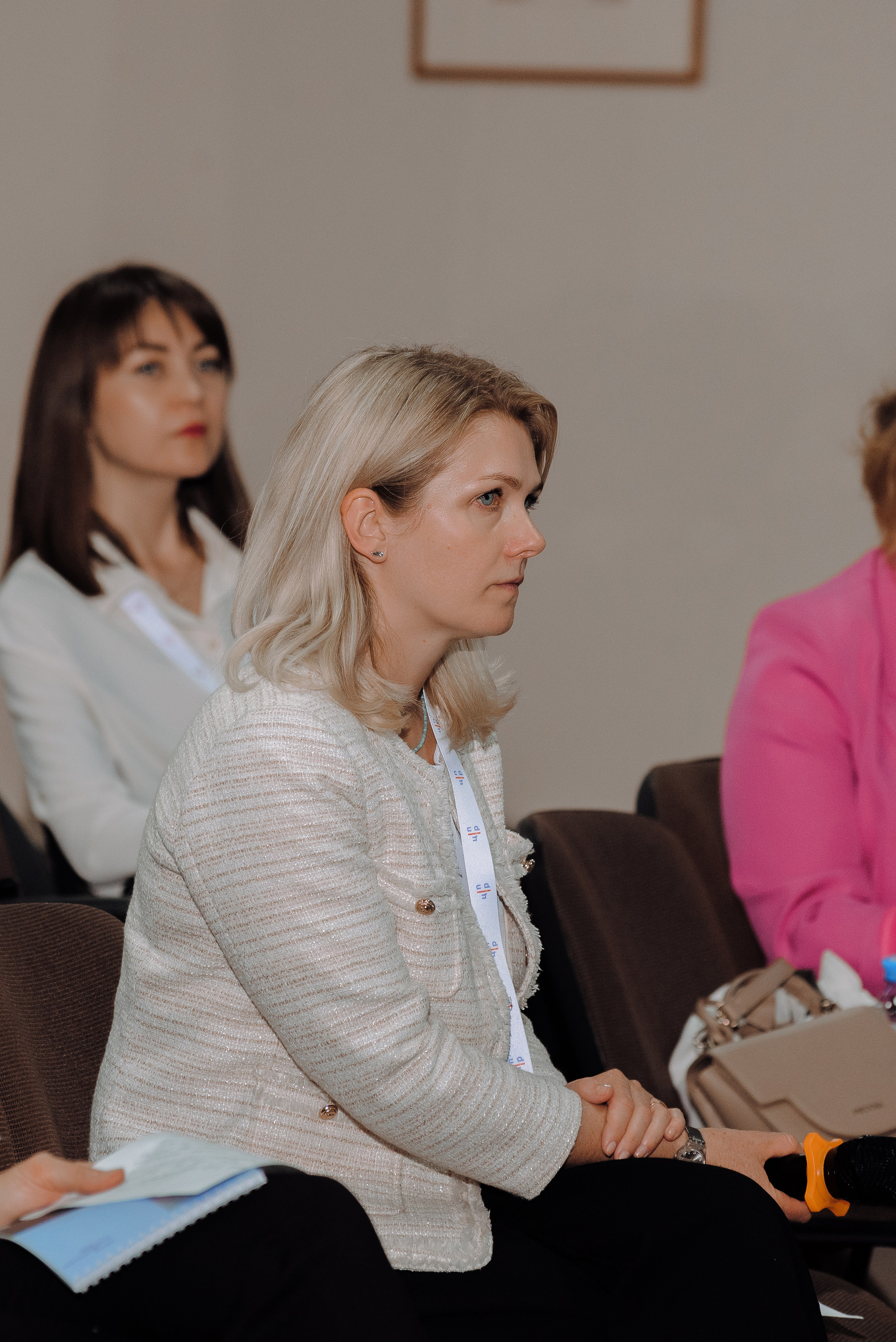 ОБЛАСТНАЯ КОНФЕРЕНЦИЯ «РАЗВИТИЕ ТУРИЗМА В ЧЕЛЯБИНСКОЙ ОБЛАСТИ». Репортажный фотограф Зуев Роман г. Челябинск