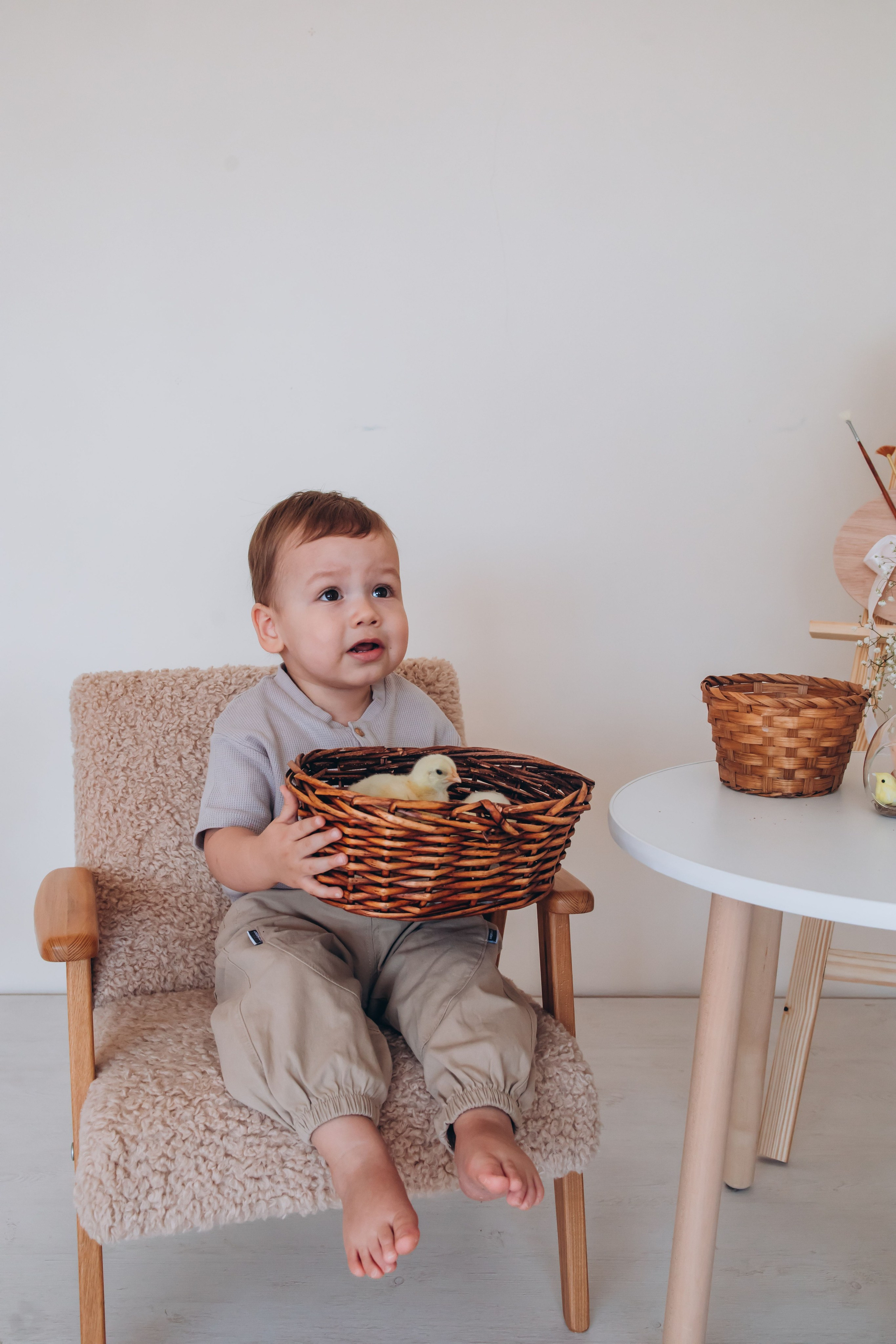 С цыплятами. Семейный фотограф Нижневартовск Тюмень Ефимова Ирина