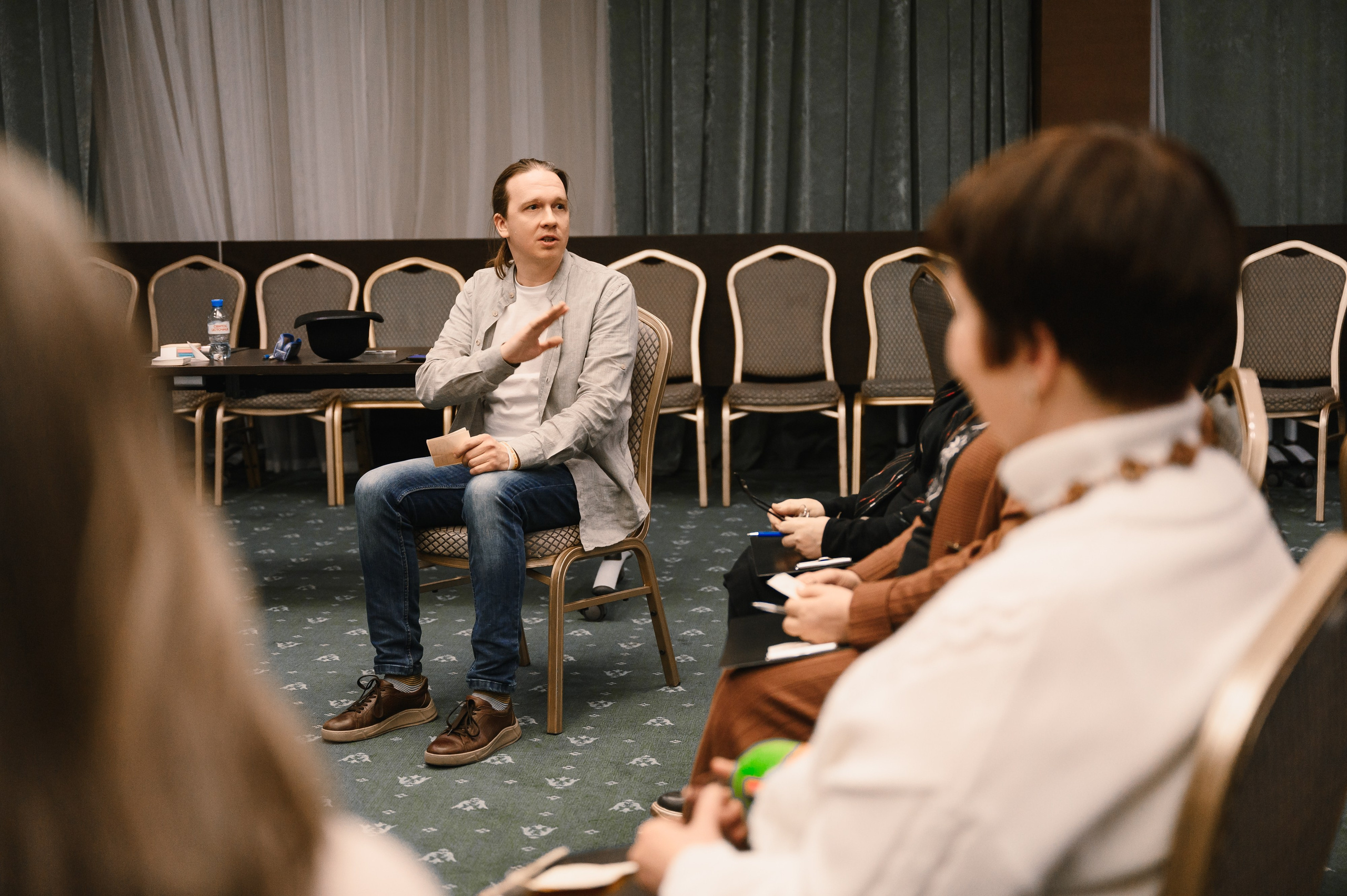 «Театр в квадрате». Клуб Читалка. Wedding and family photographer USA