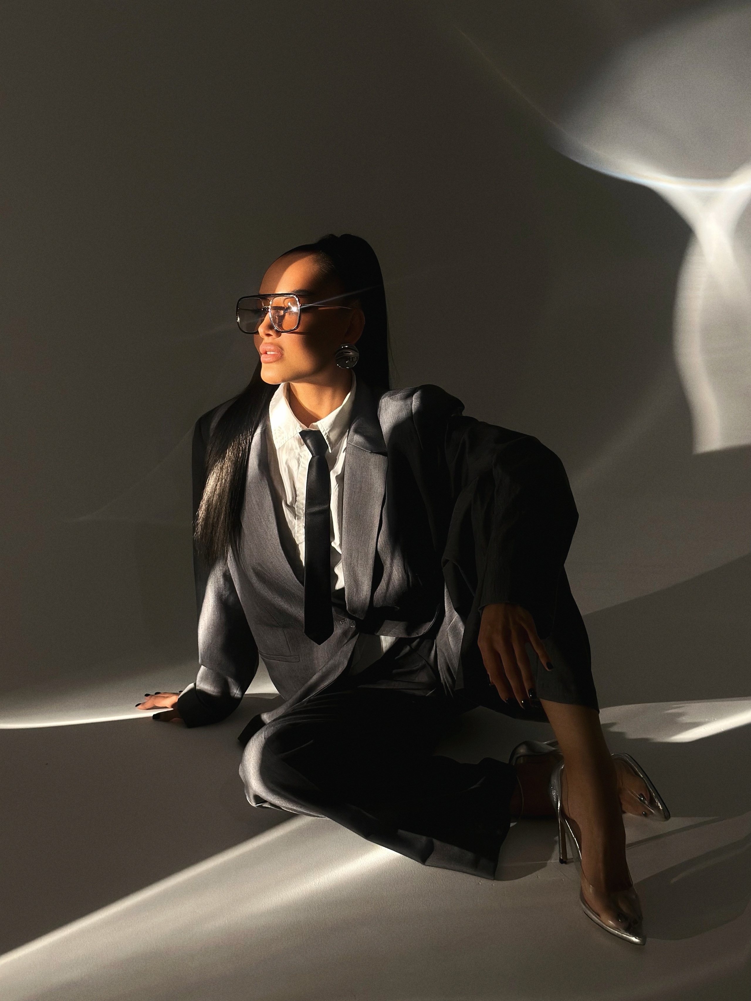 Аренда фотостудии в Уфе | LINZA Photo — 2 зала с оборудованием