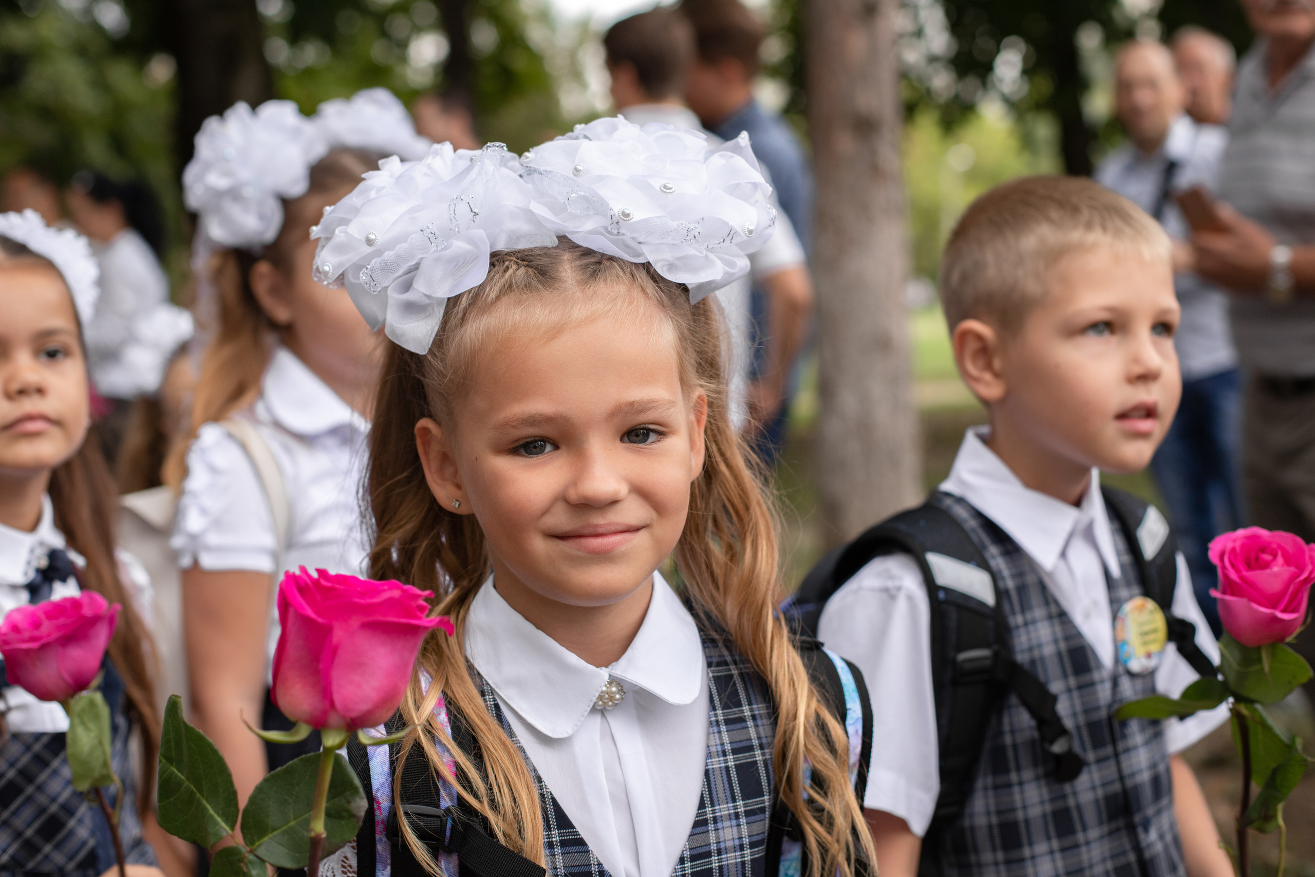 Линейка 1 класс. Семейный и детский фотограф в Краснодаре Ирина Лаврецкая