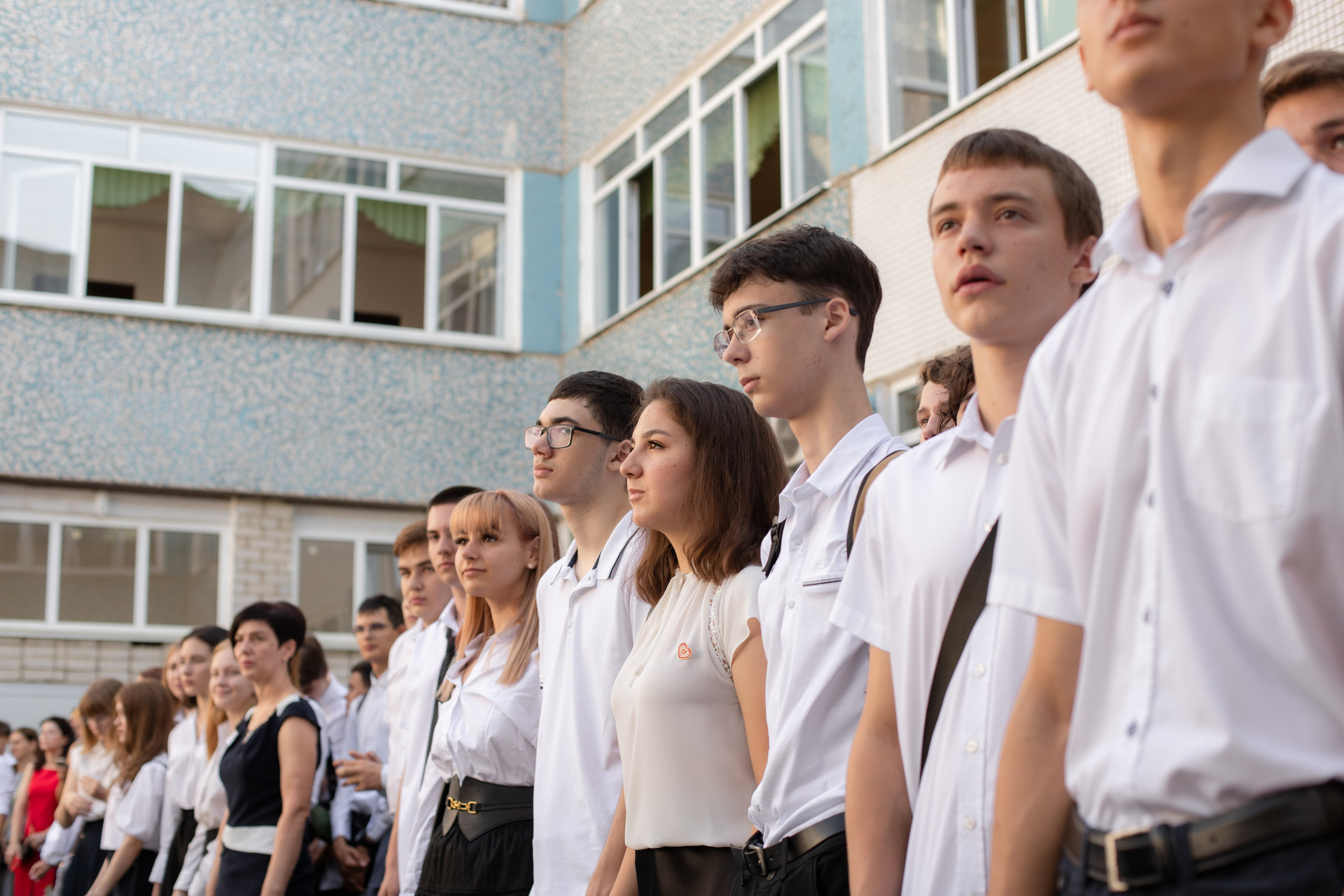 Линейка 11 класс. Семейный и детский фотограф в Краснодаре Ирина Лаврецкая