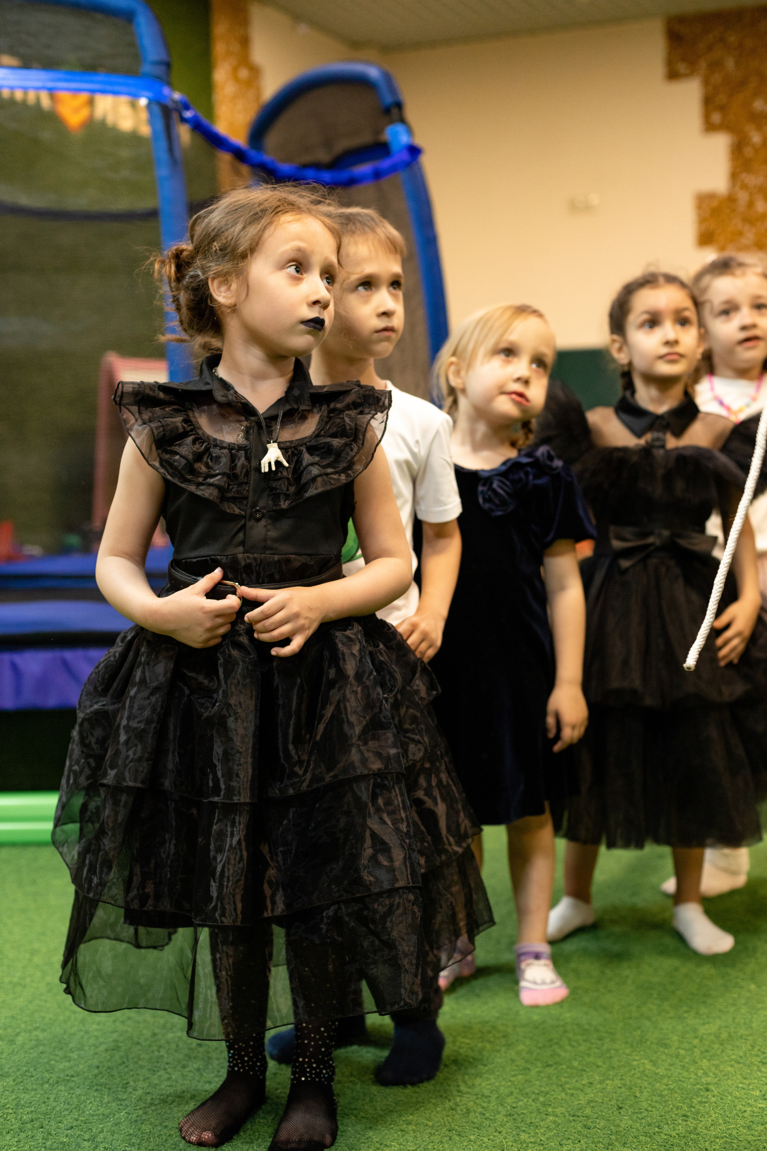 Детский день рождения в стиле Wendsday на площадке Playbery. Семейный и детский фотограф в Краснодаре Ирина Лаврецкая
