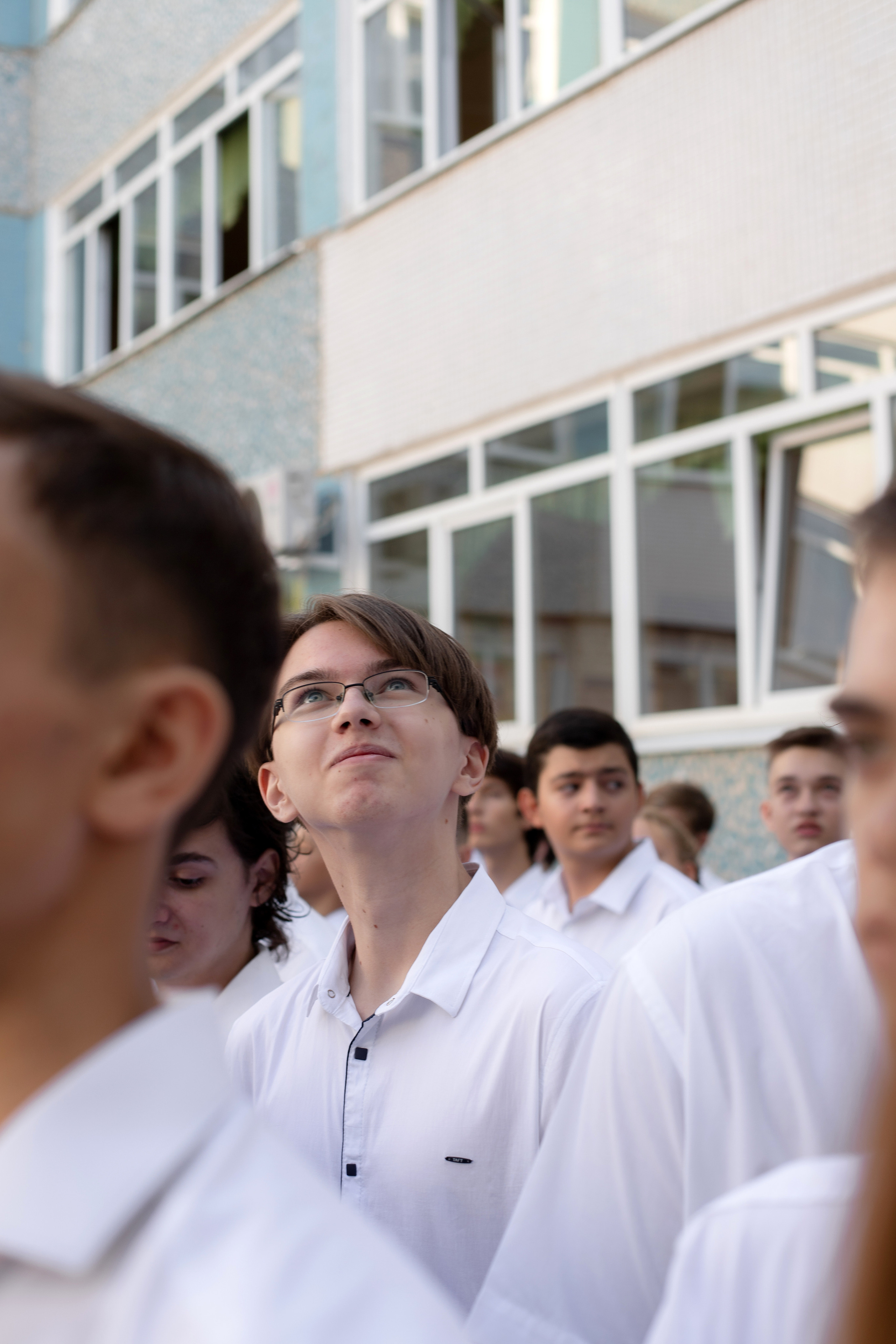 Линейка 11 класс. Семейный и детский фотограф в Краснодаре Ирина Лаврецкая
