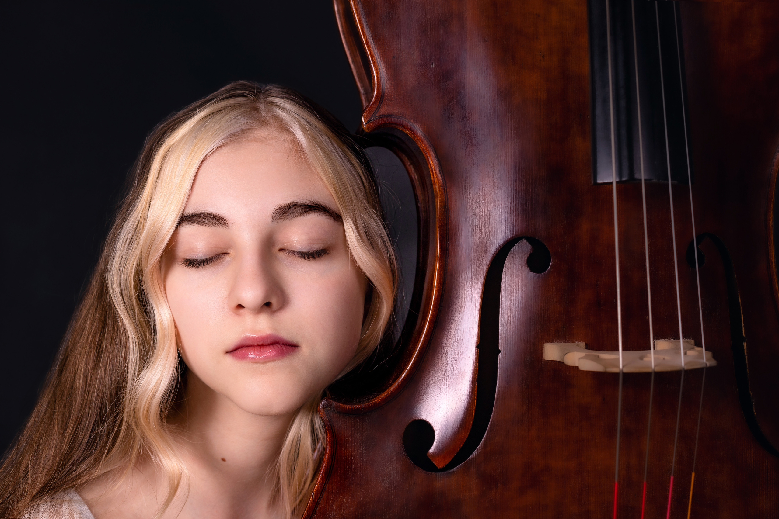 Музыкальное портфолио в студии Мини. Семейный и детский фотограф в Краснодаре Ирина Лаврецкая