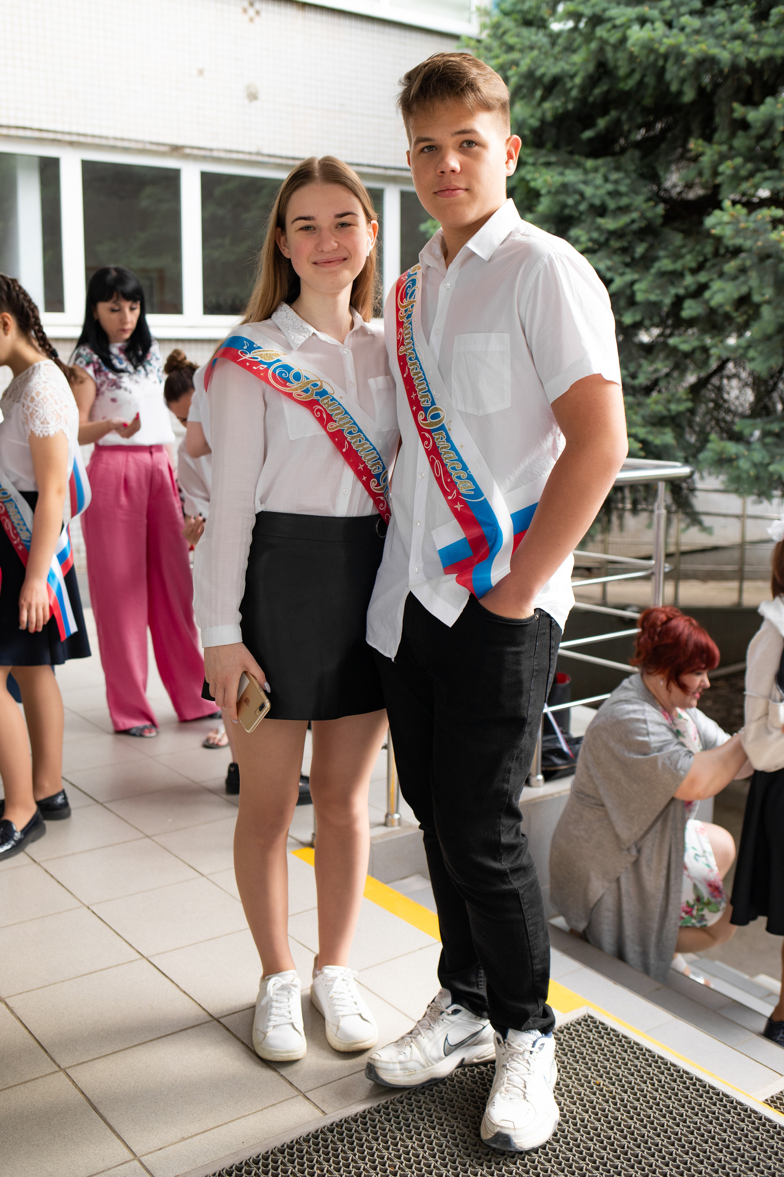 Линейка 9 класс. Семейный и детский фотограф в Краснодаре Ирина Лаврецкая