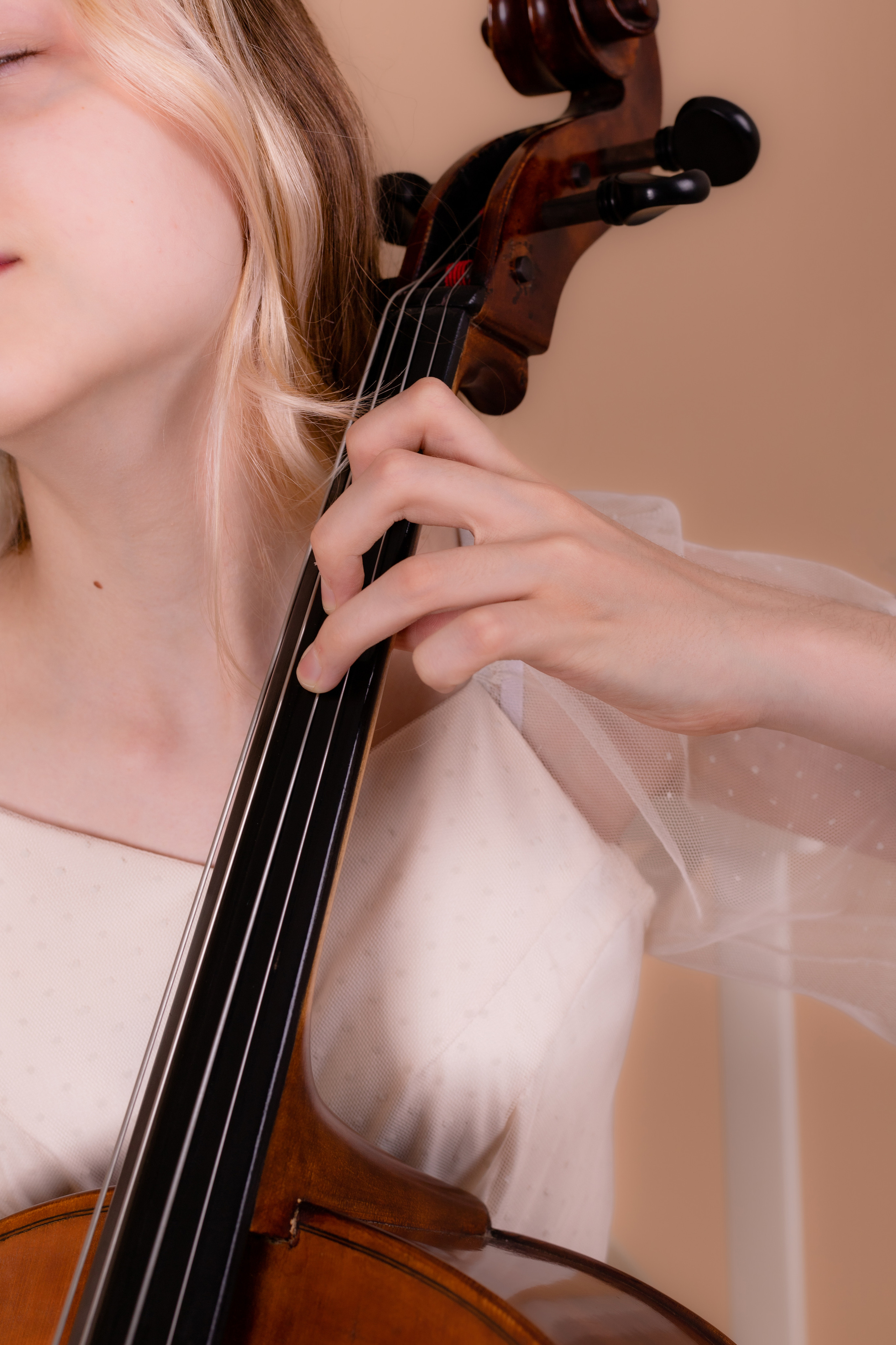 Музыкальное портфолио в студии Мини. Семейный и детский фотограф в Краснодаре Ирина Лаврецкая