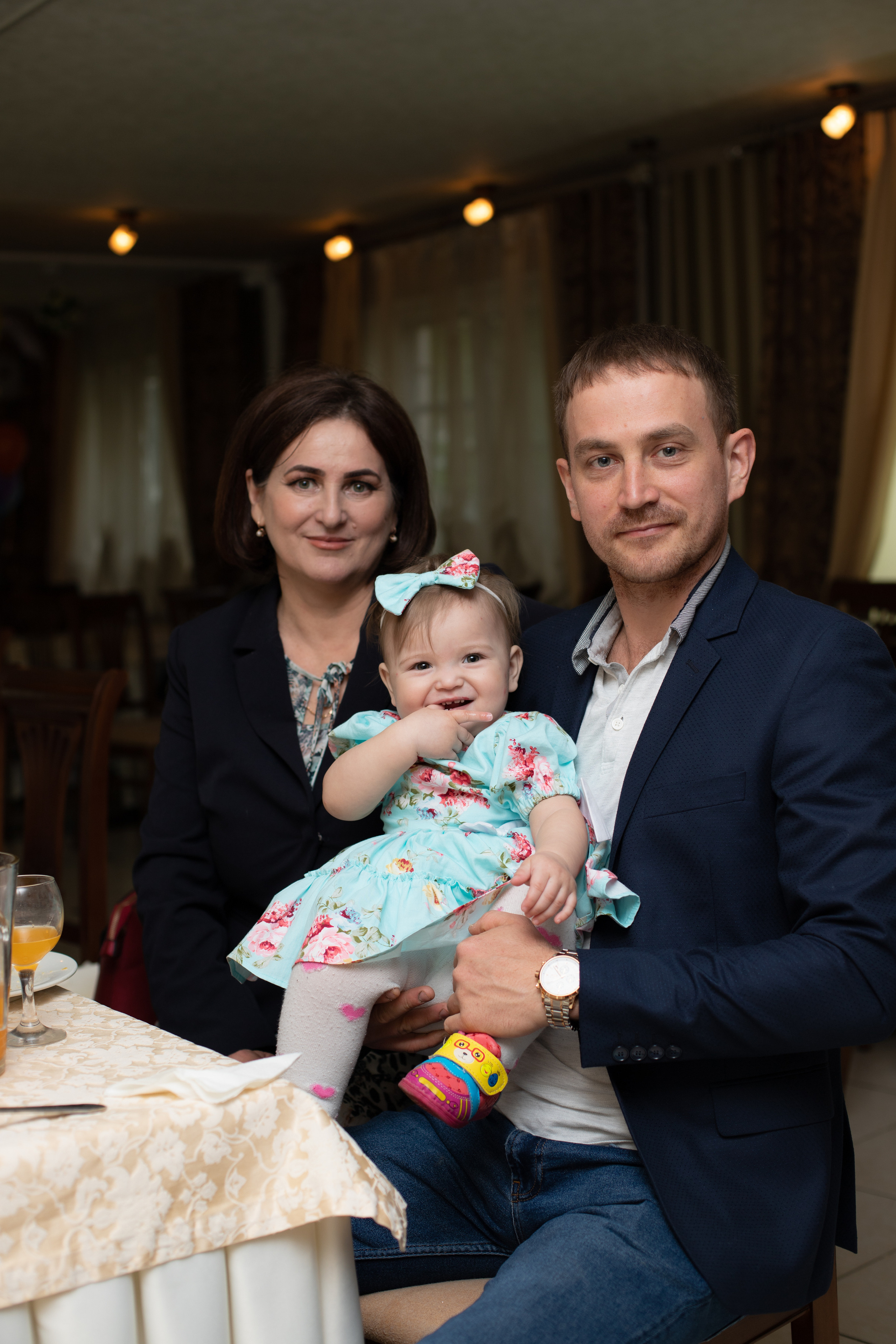 Годовасие Доминики в банкетном зале Пальмира. Семейный и детский фотограф в Краснодаре Ирина Лаврецкая