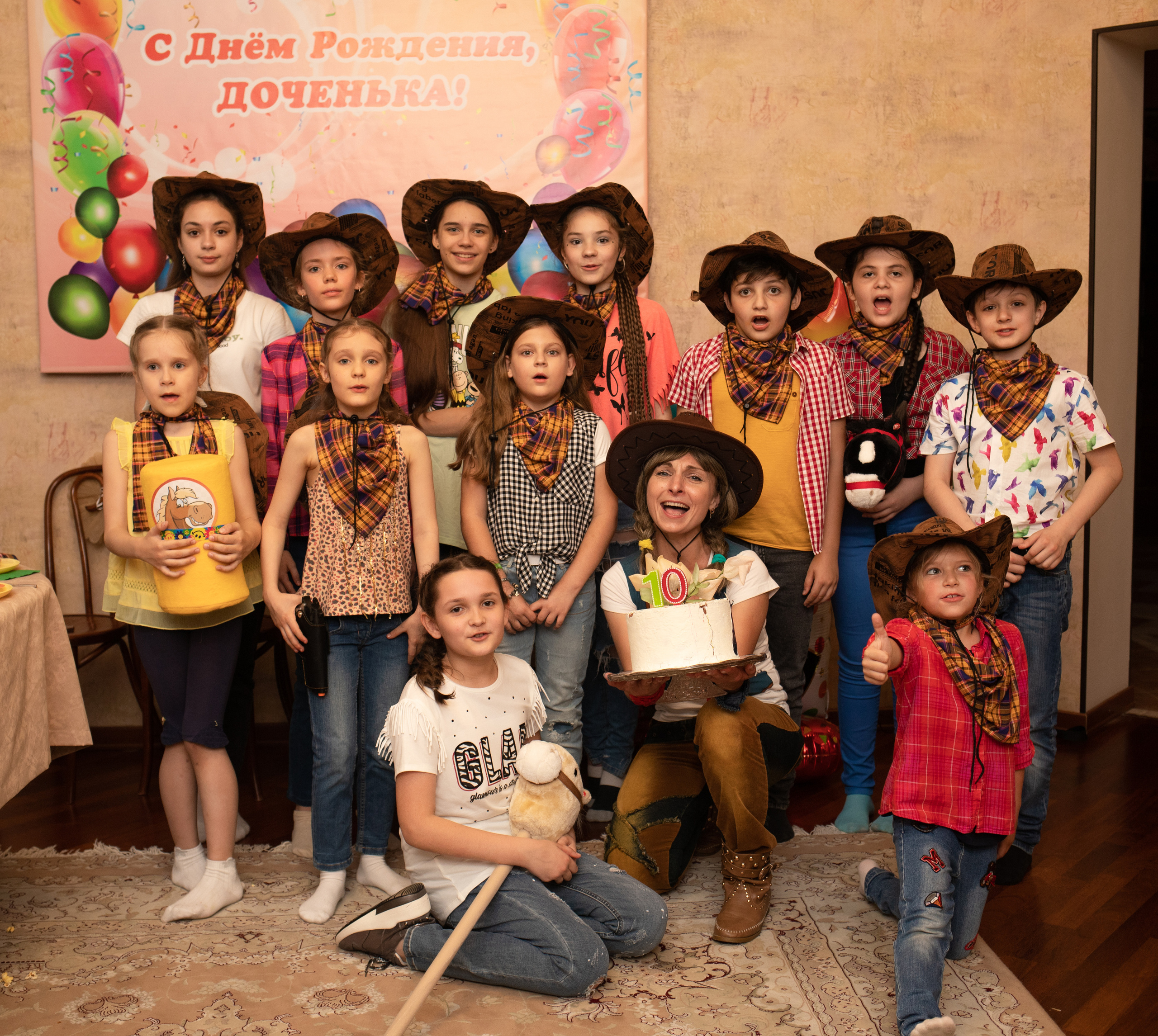 Детский день рождения. Домашний репортаж. Семейный и детский фотограф в Краснодаре Ирина Лаврецкая