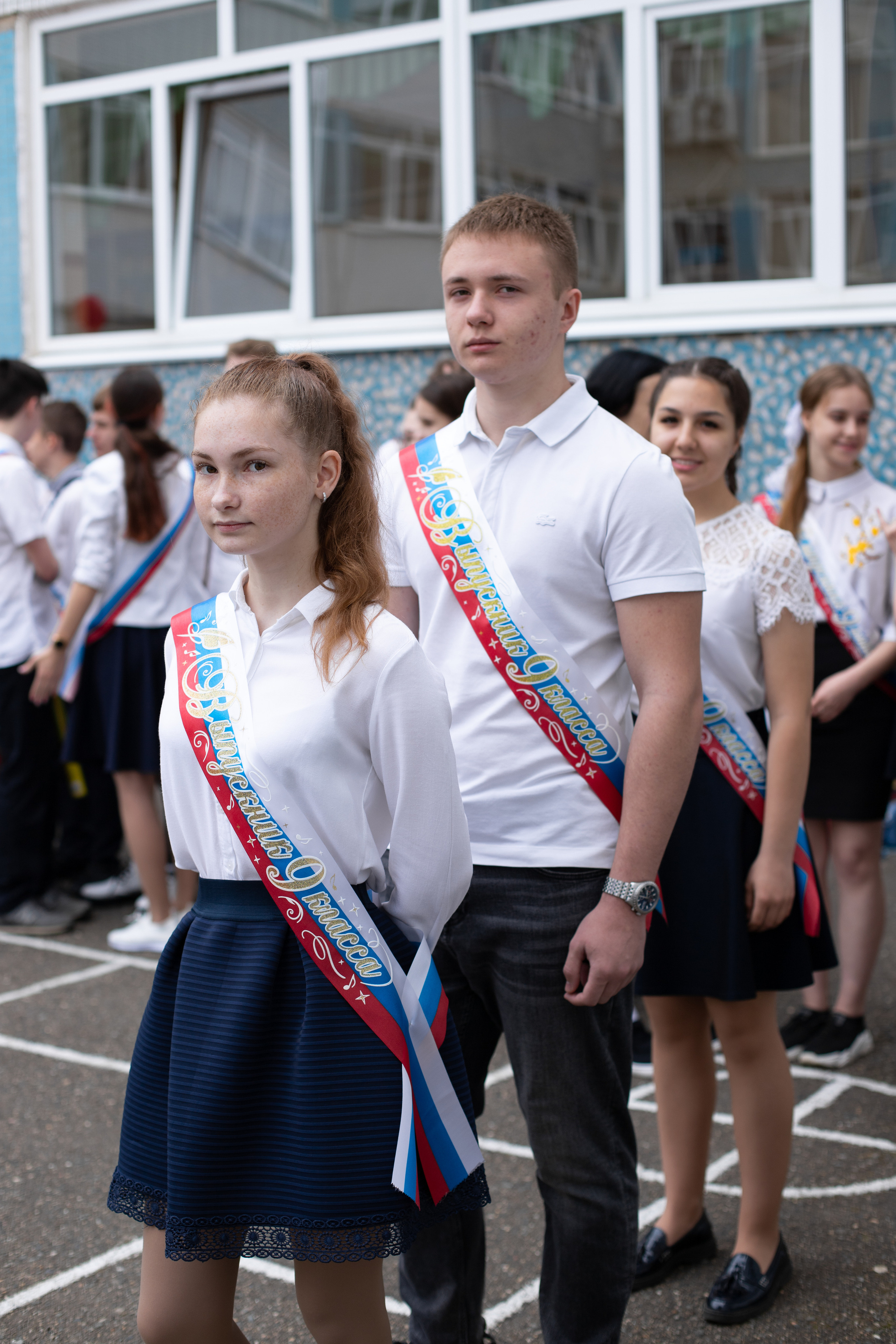 Линейка 9 класс. Семейный и детский фотограф в Краснодаре Ирина Лаврецкая