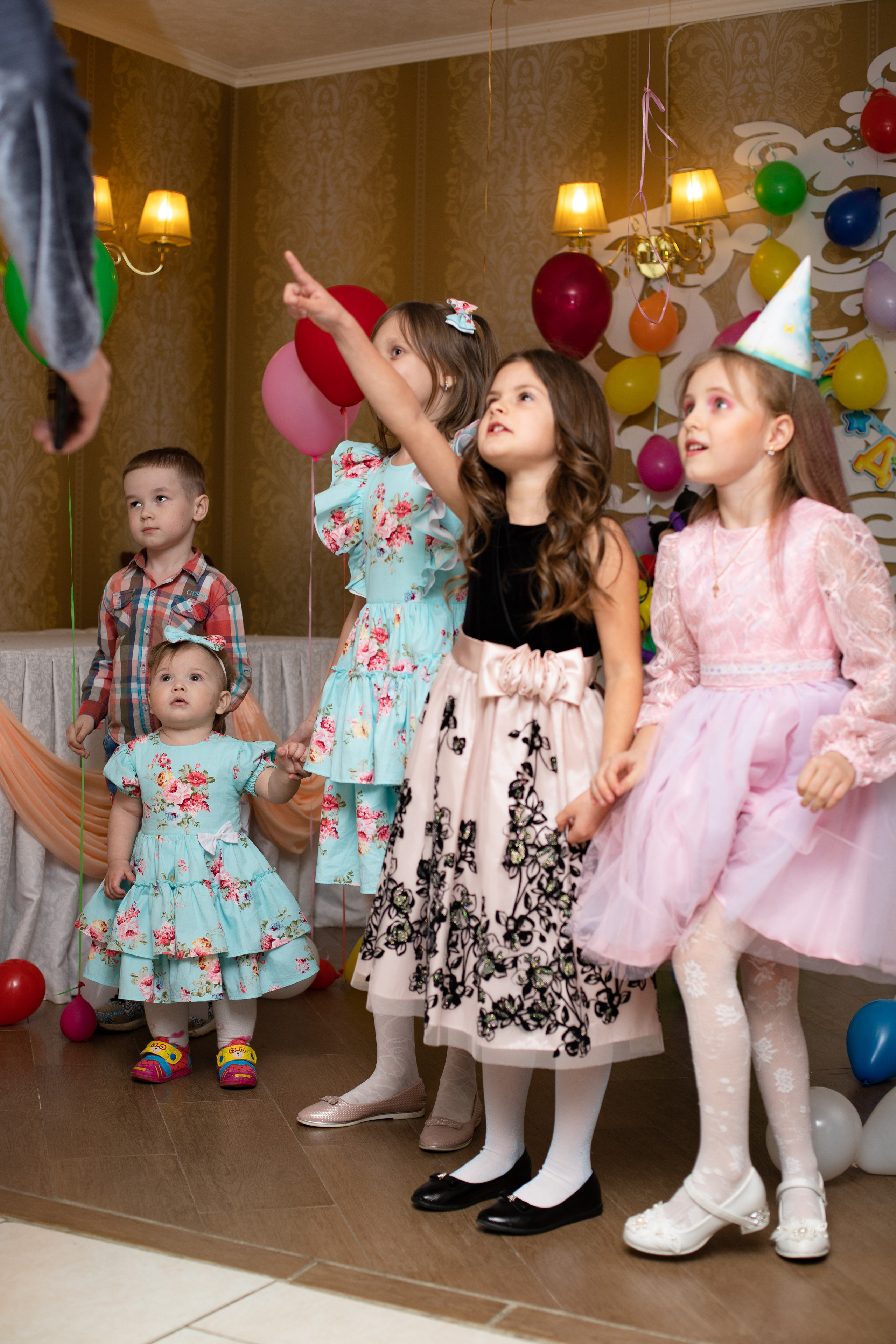 Годовасие Доминики в банкетном зале Пальмира. Семейный и детский фотограф в Краснодаре Ирина Лаврецкая