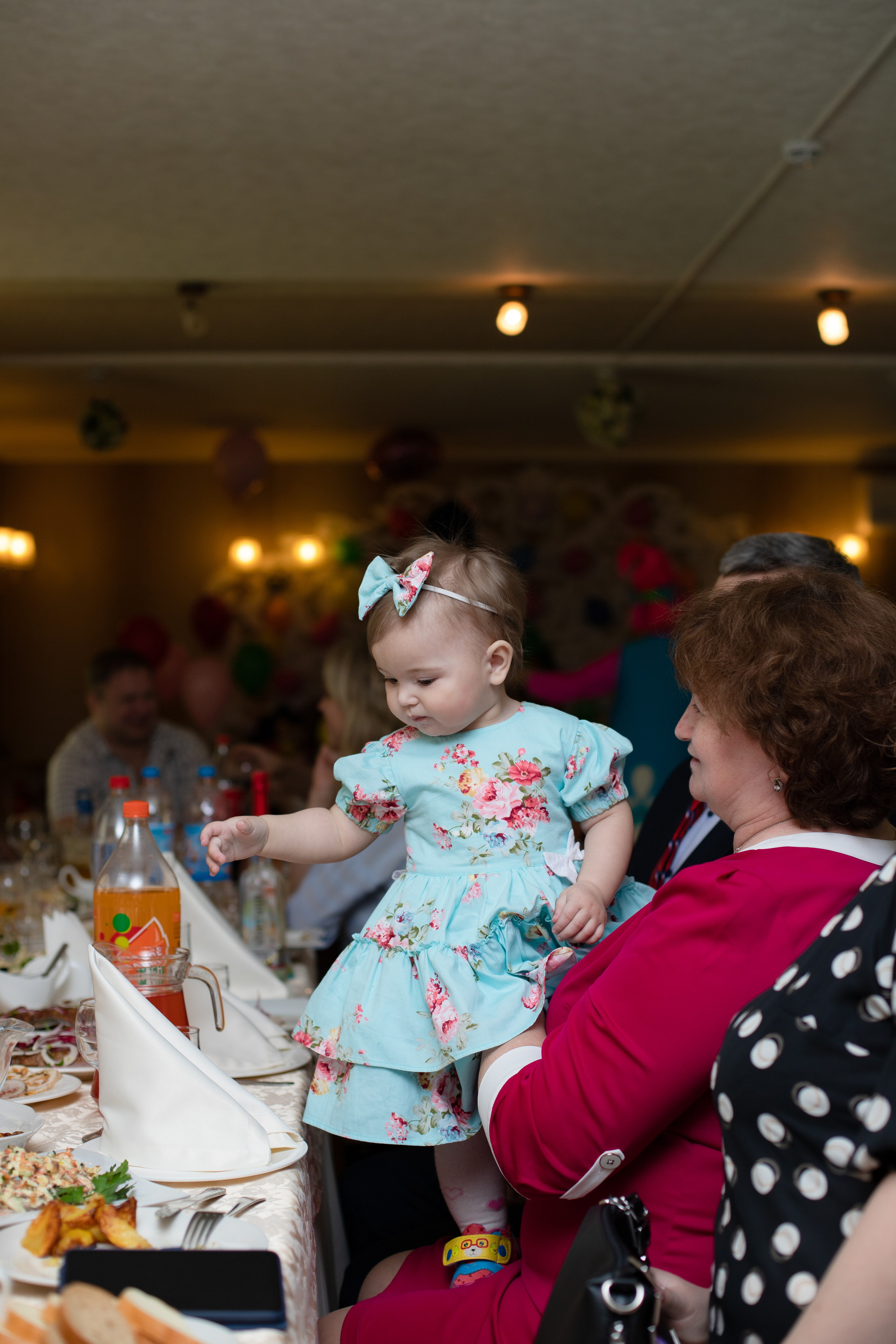 Годовасие Доминики в банкетном зале Пальмира. Семейный и детский фотограф в Краснодаре Ирина Лаврецкая